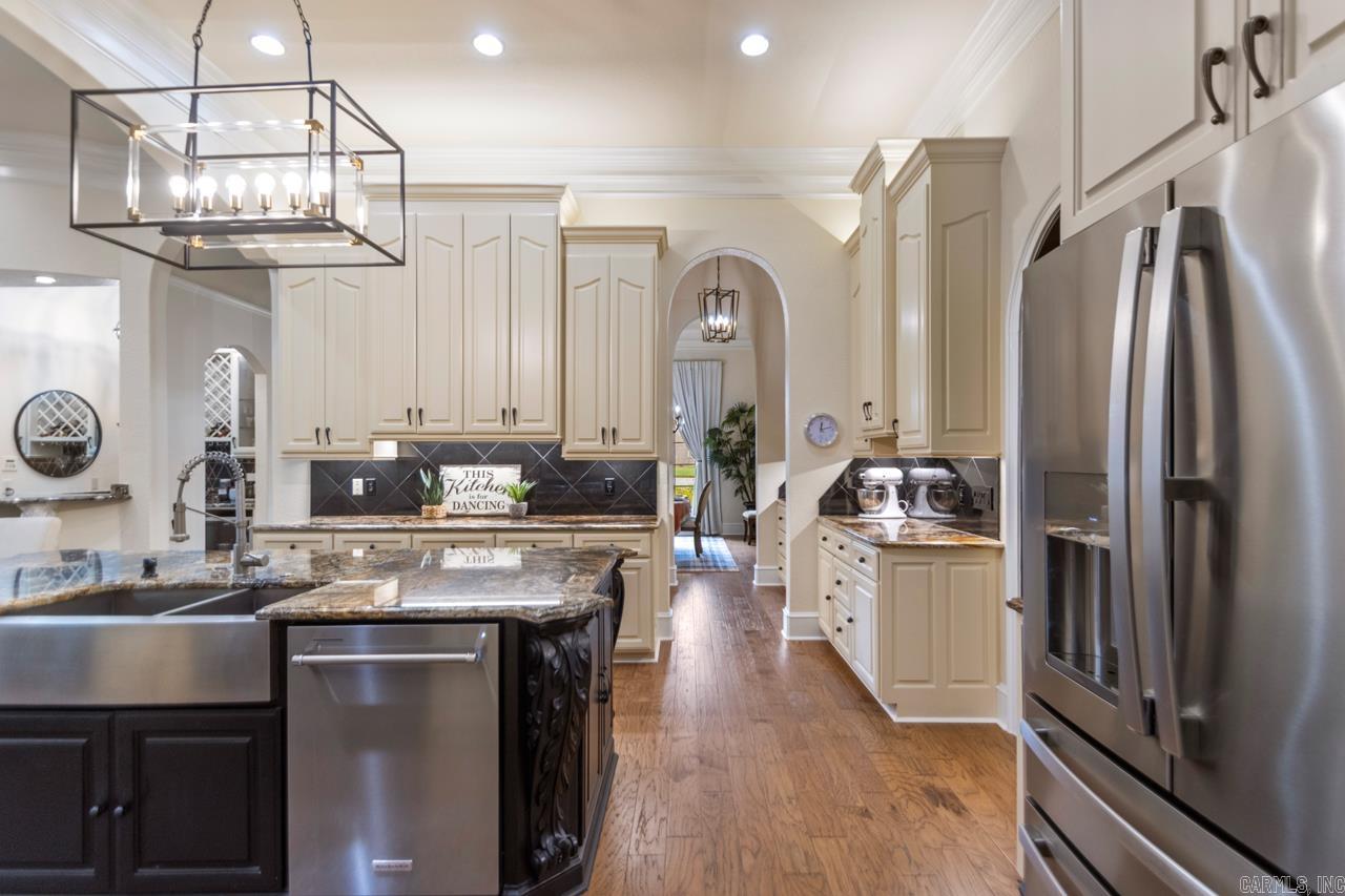 WESTPOINTE - Residential