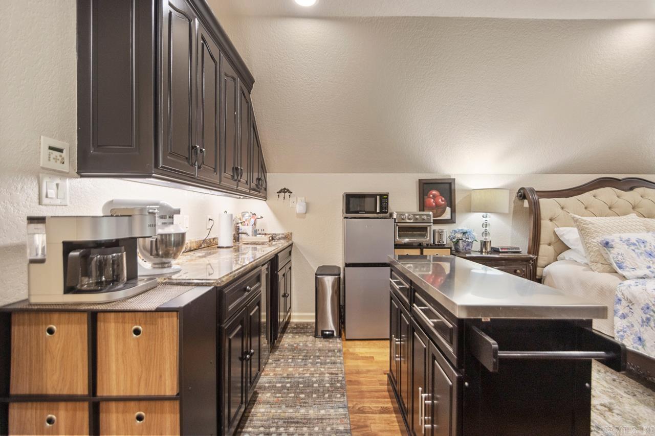 WESTPOINTE - Residential