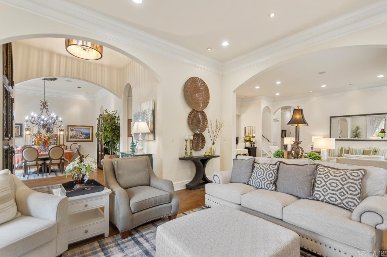 WESTPOINTE - Residential