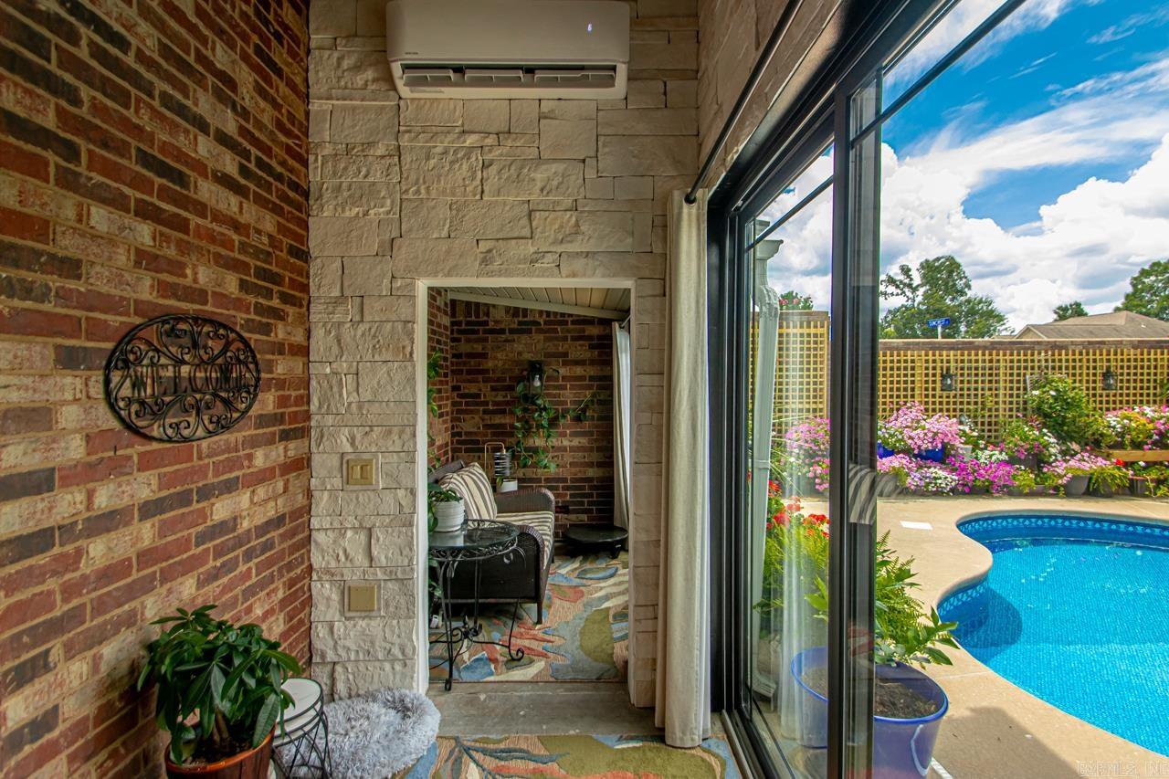 WESTPOINTE - Residential