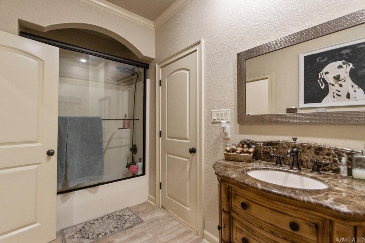 WESTPOINTE - Residential