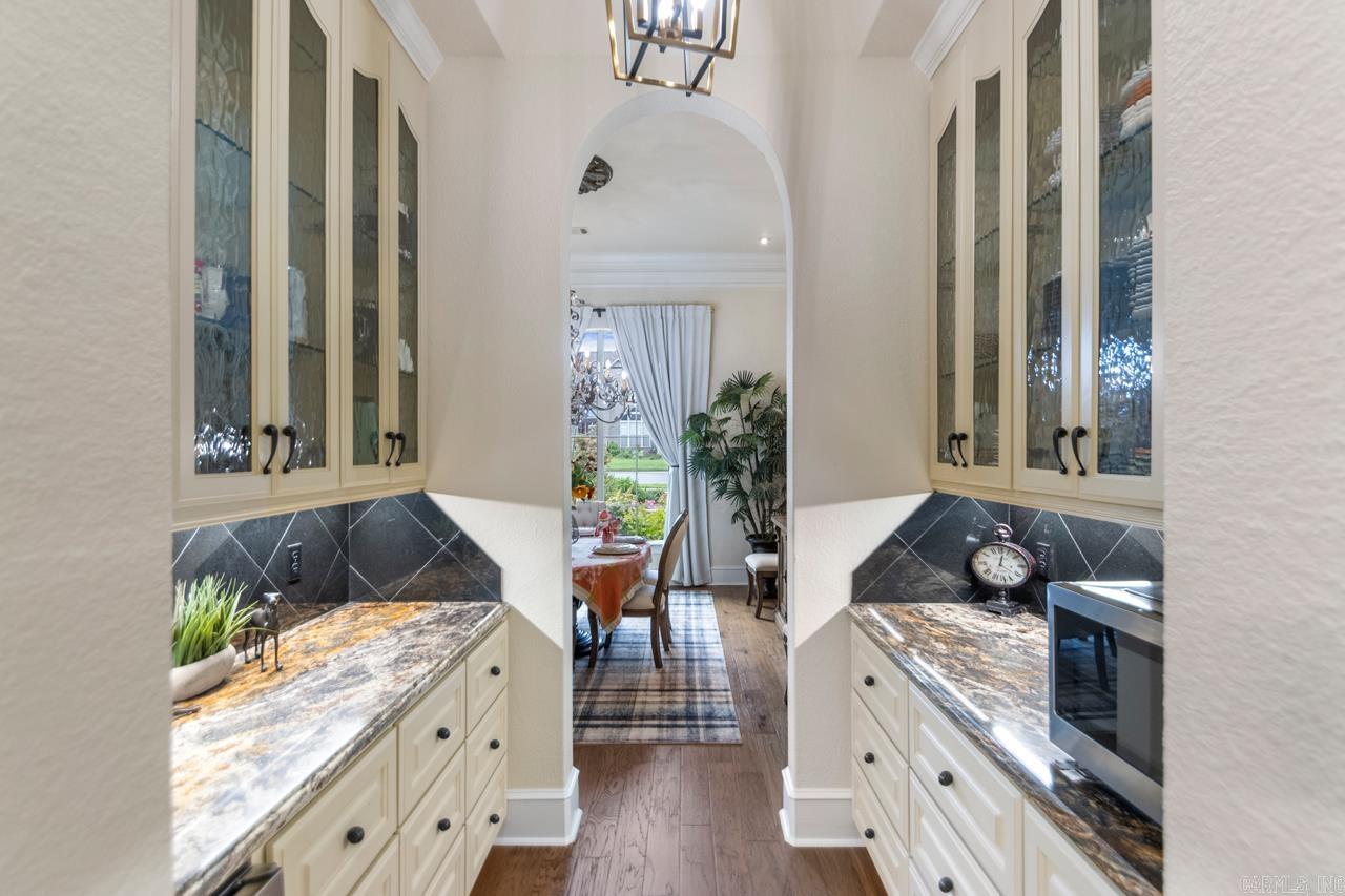 WESTPOINTE - Residential