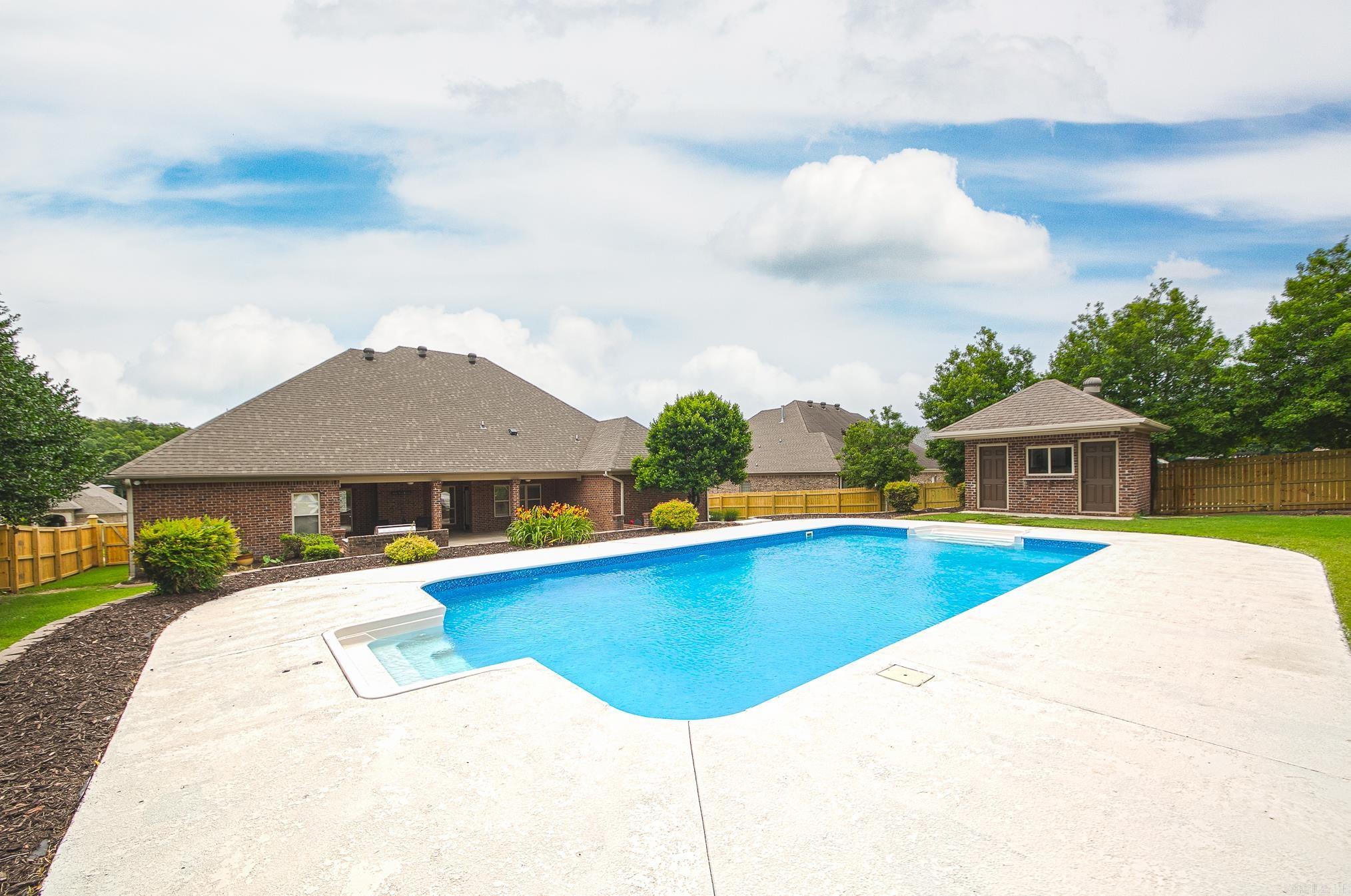 STONE RIDGE AT CYPRESS CREEK - Residential