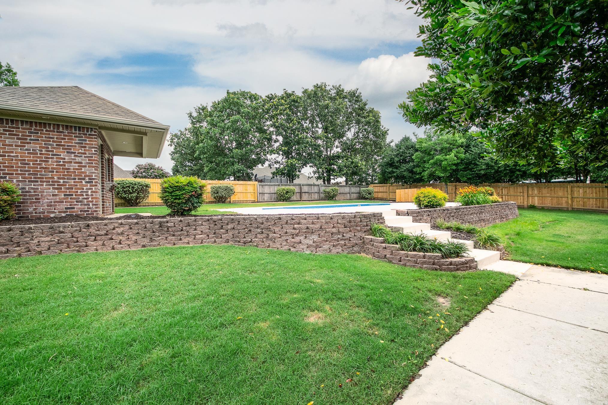 STONE RIDGE AT CYPRESS CREEK - Residential