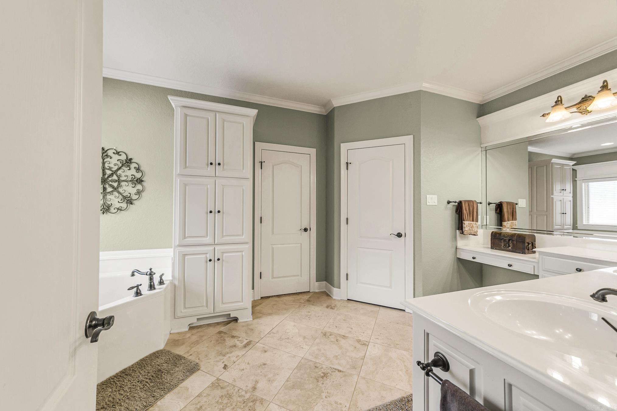 STONE RIDGE AT CYPRESS CREEK - Residential