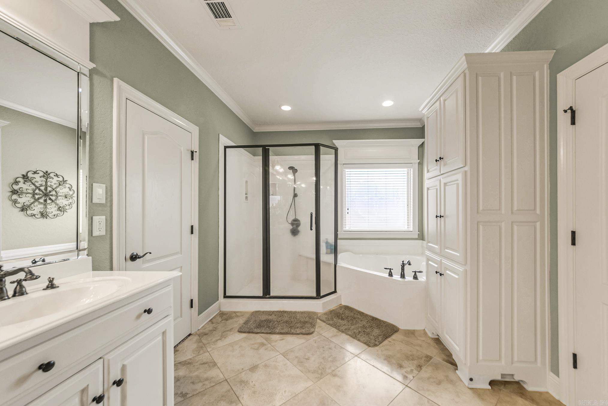 STONE RIDGE AT CYPRESS CREEK - Residential