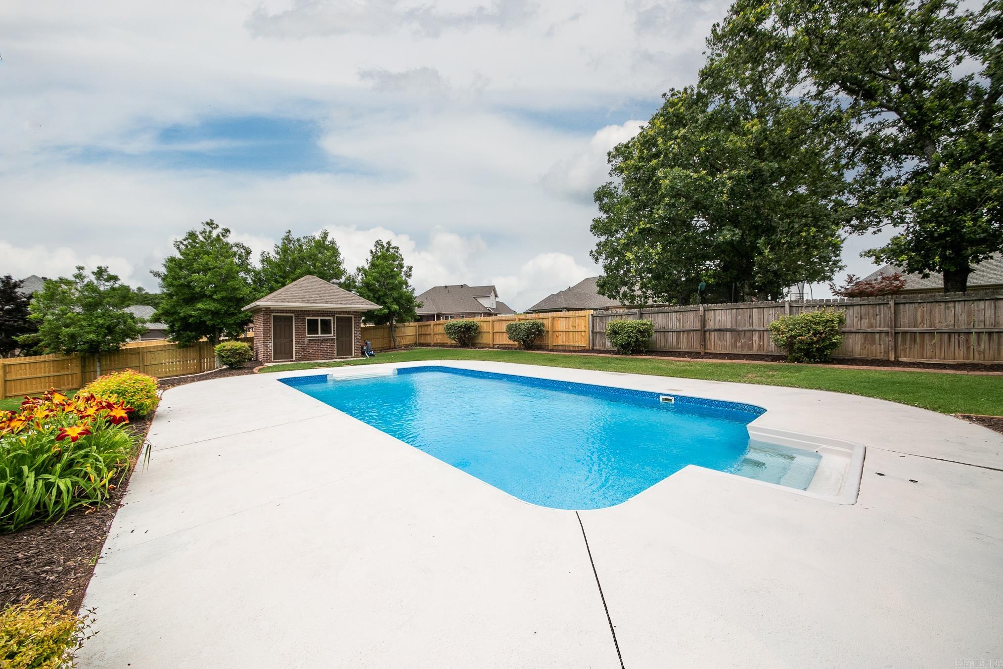 STONE RIDGE AT CYPRESS CREEK - Residential