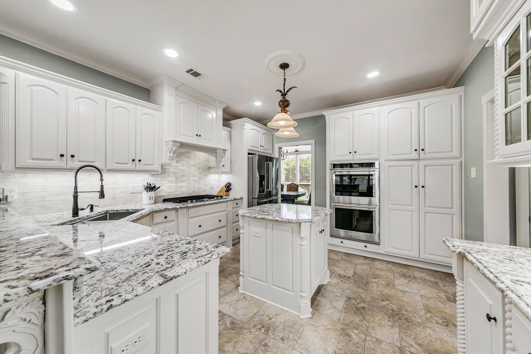 STONE RIDGE AT CYPRESS CREEK - Residential