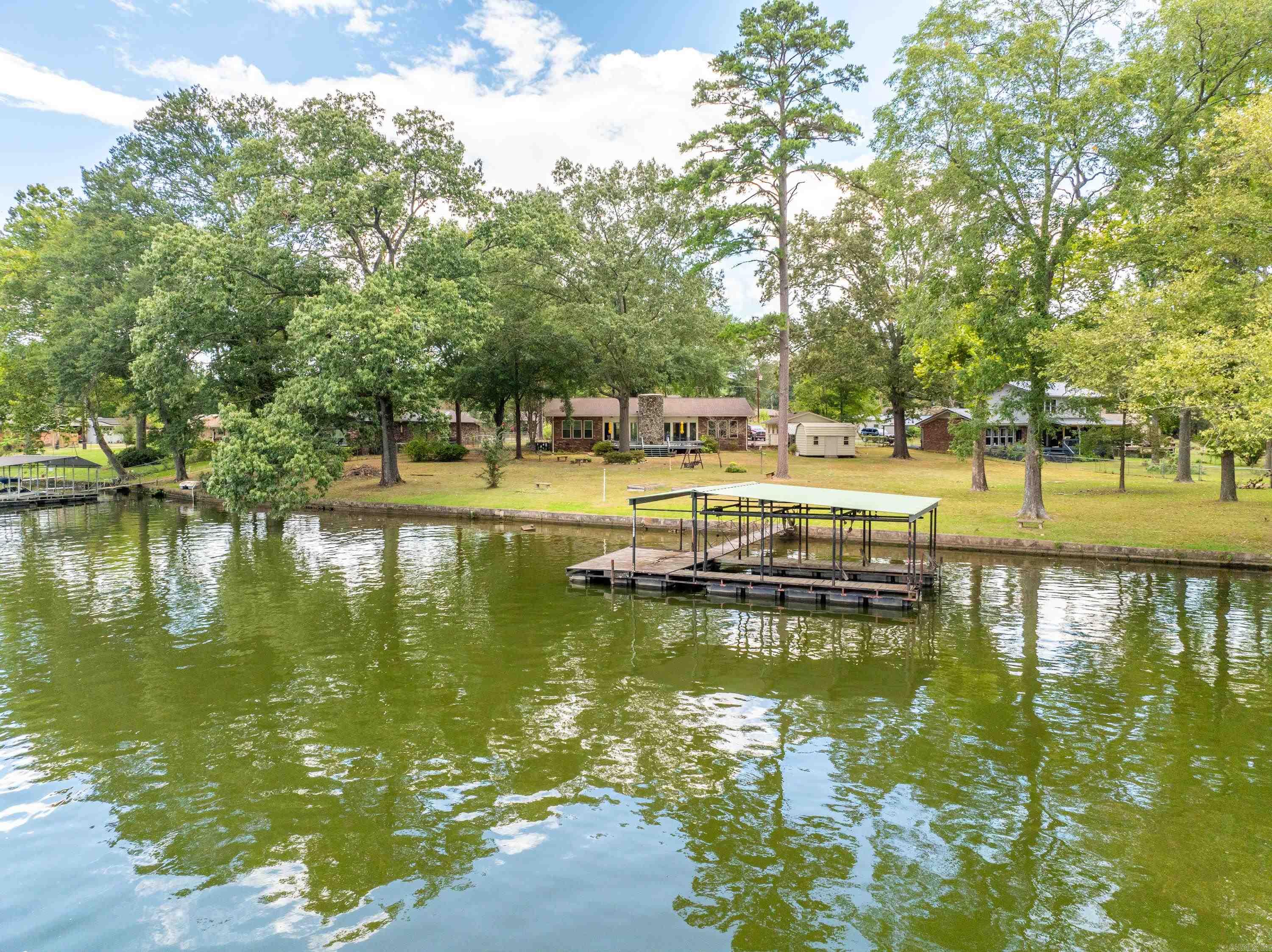 PARK SHORES - Residential