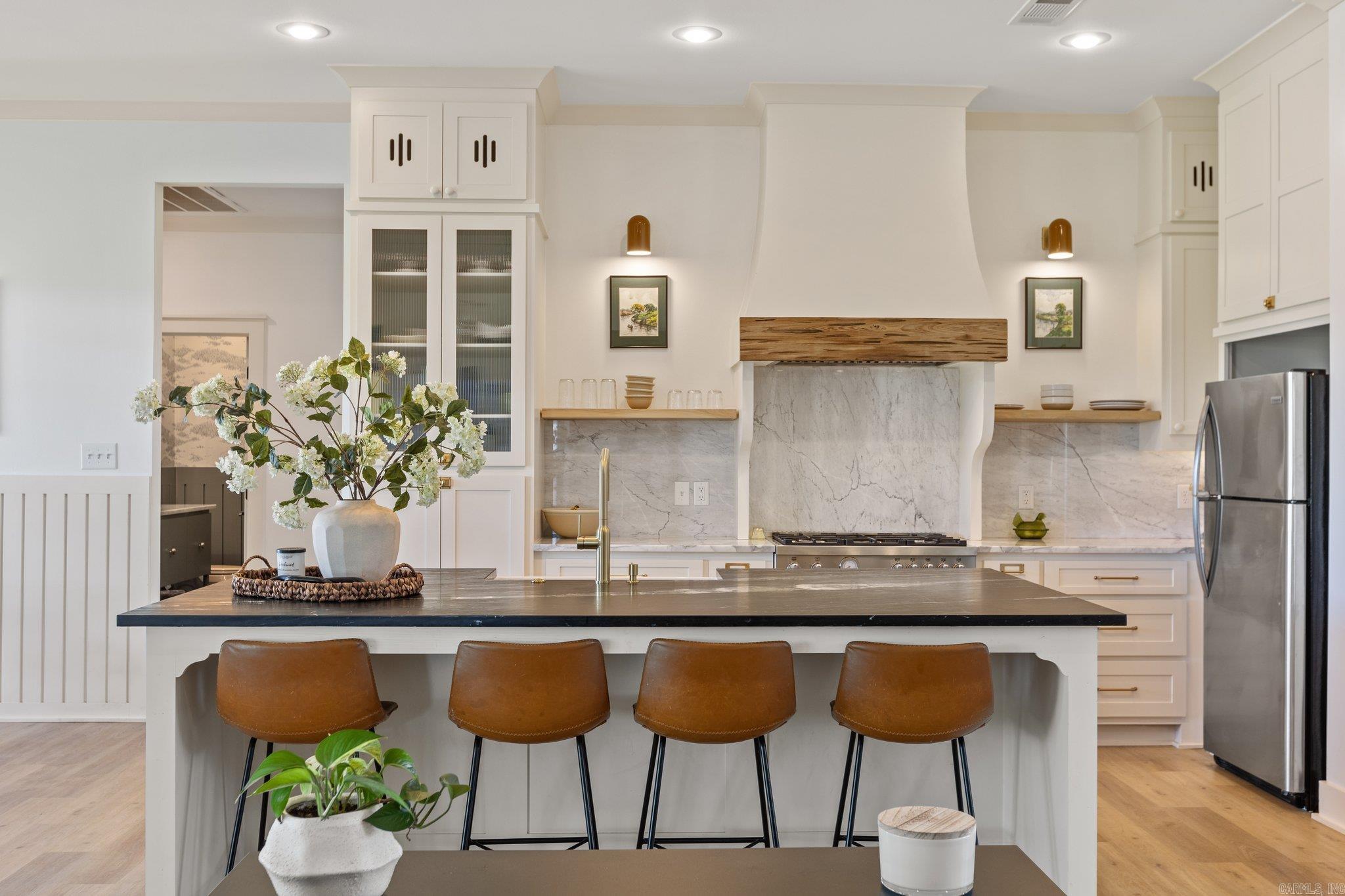 EAGLE RIDGE ESTATES - Residential