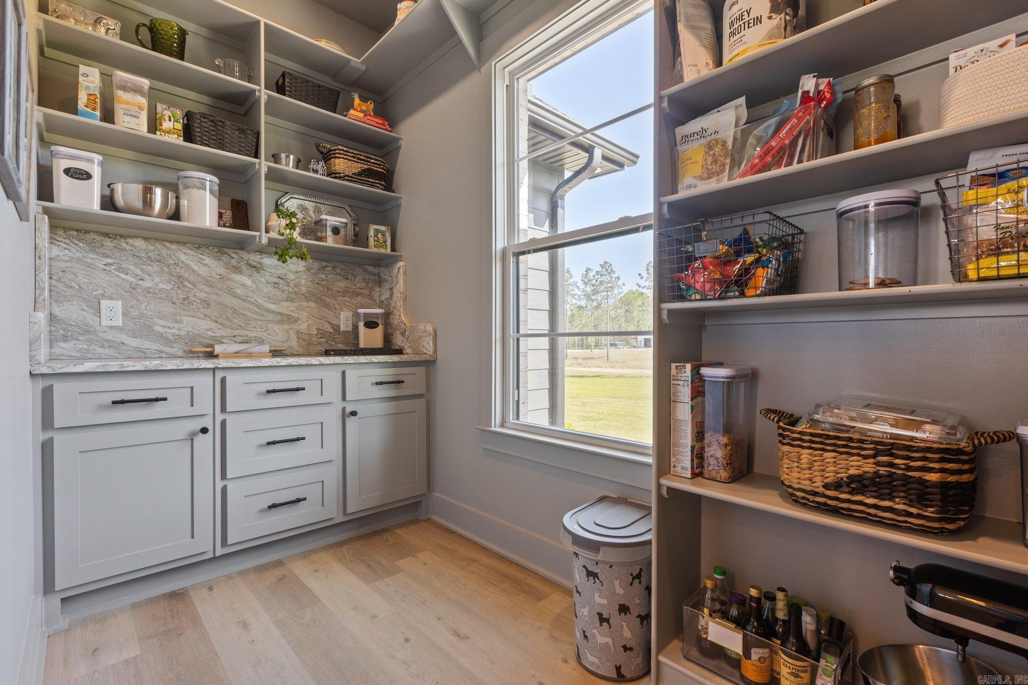 EAGLE RIDGE ESTATES - Residential