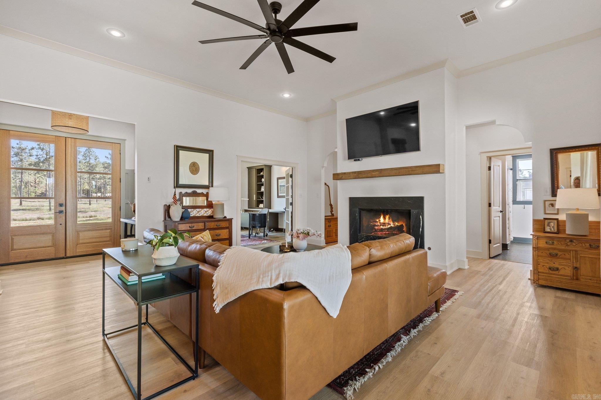 EAGLE RIDGE ESTATES - Residential