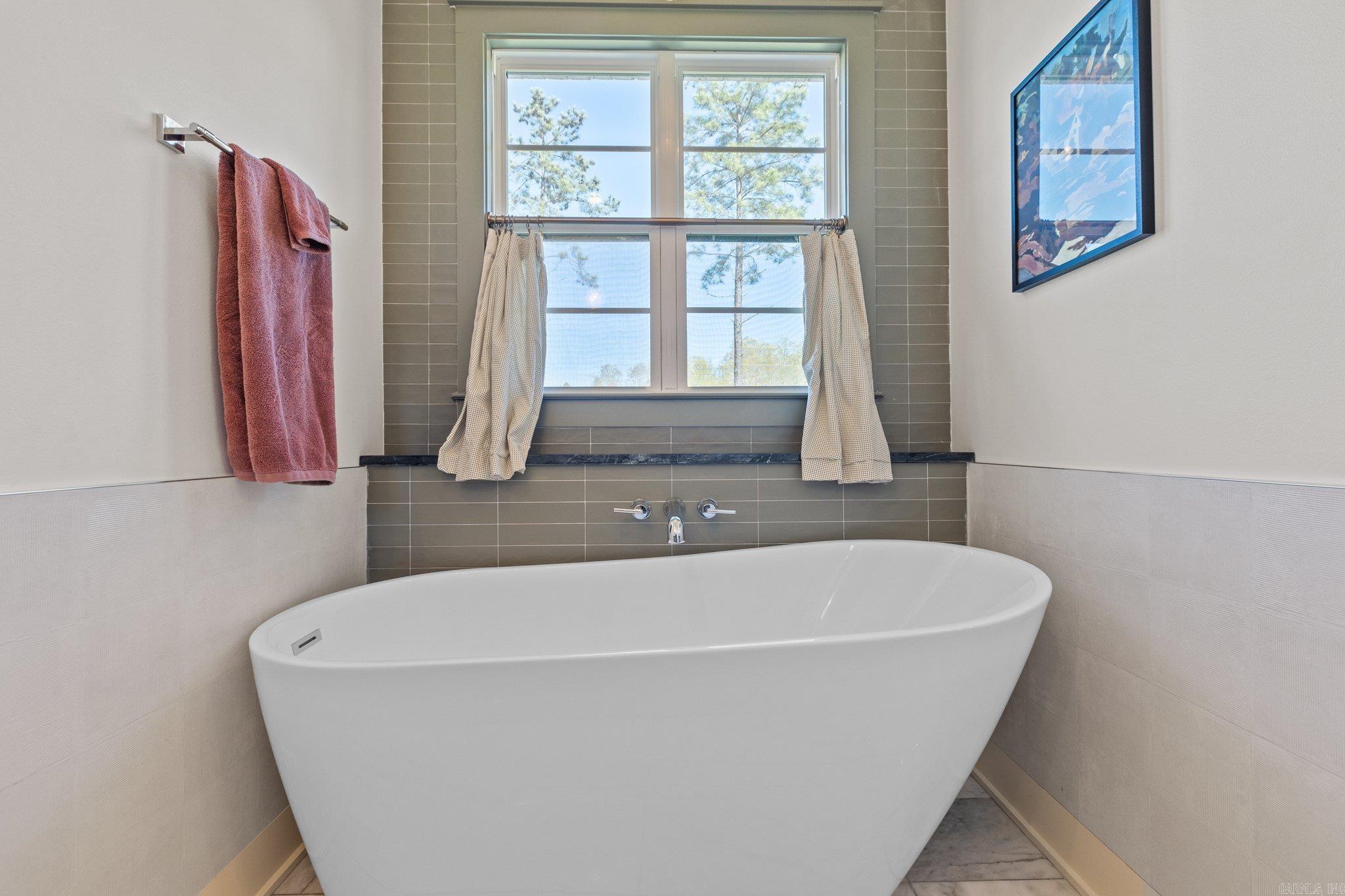 EAGLE RIDGE ESTATES - Residential