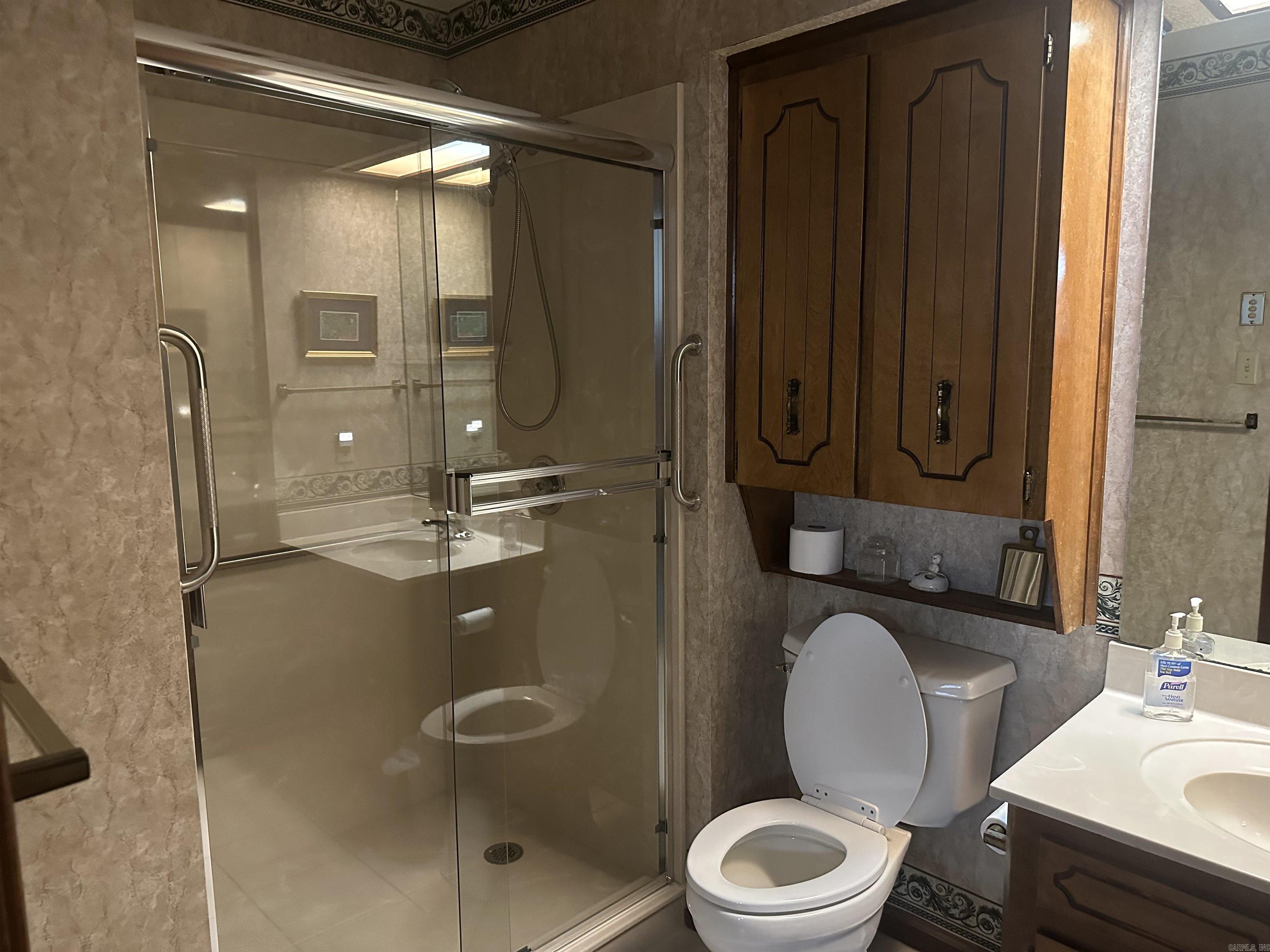 Shadow Oak - Residential