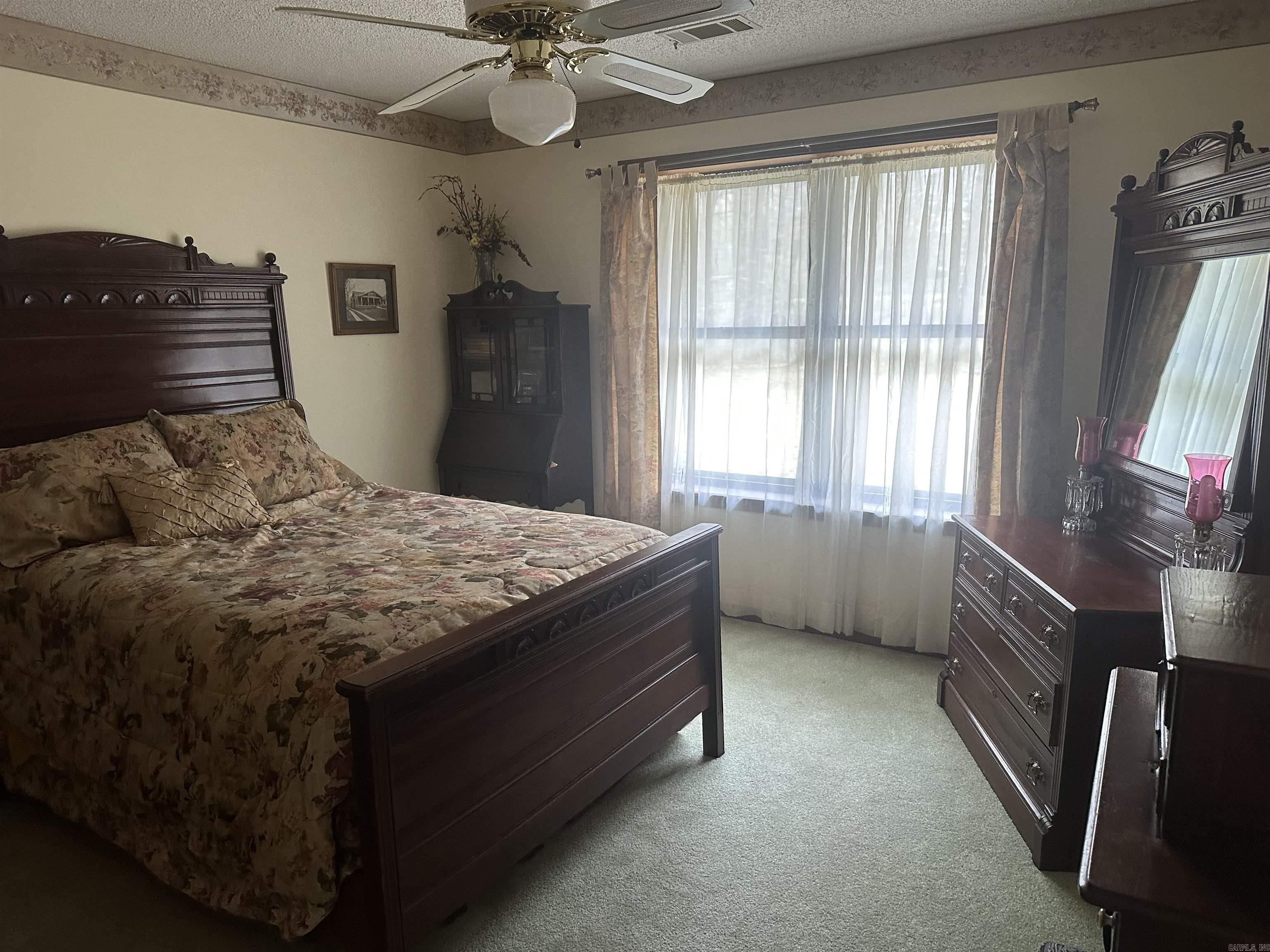 Shadow Oak - Residential