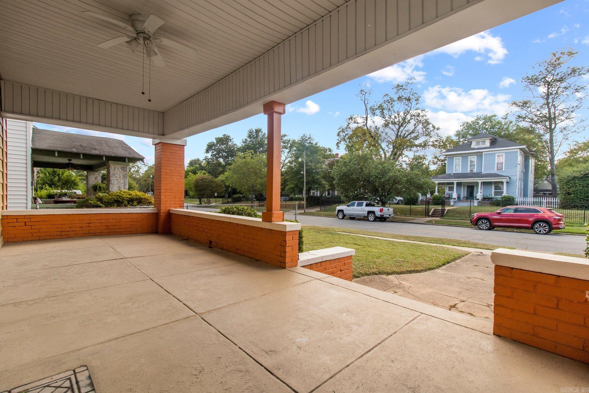 Moore & Penzel - Residential