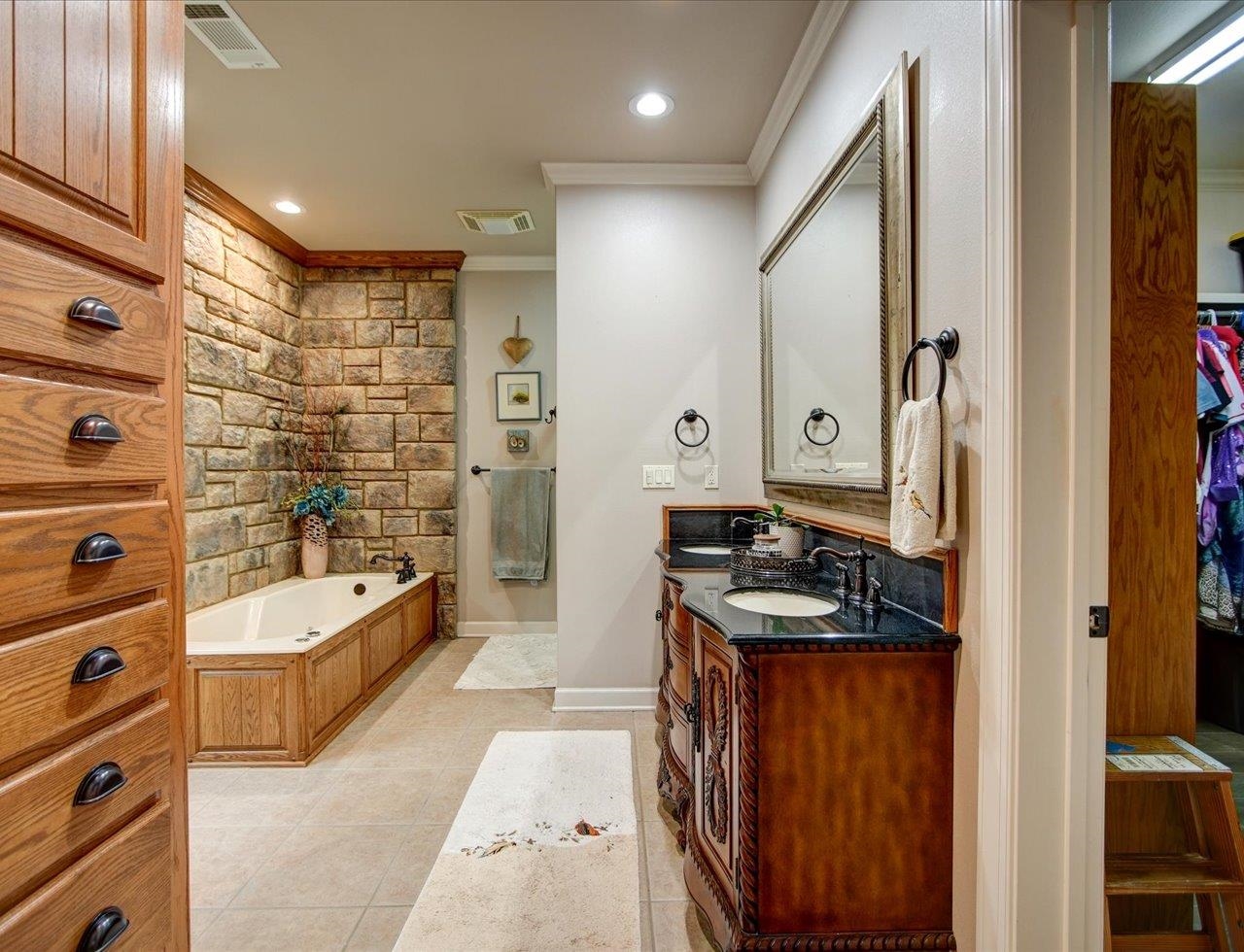 Sergio - Residential