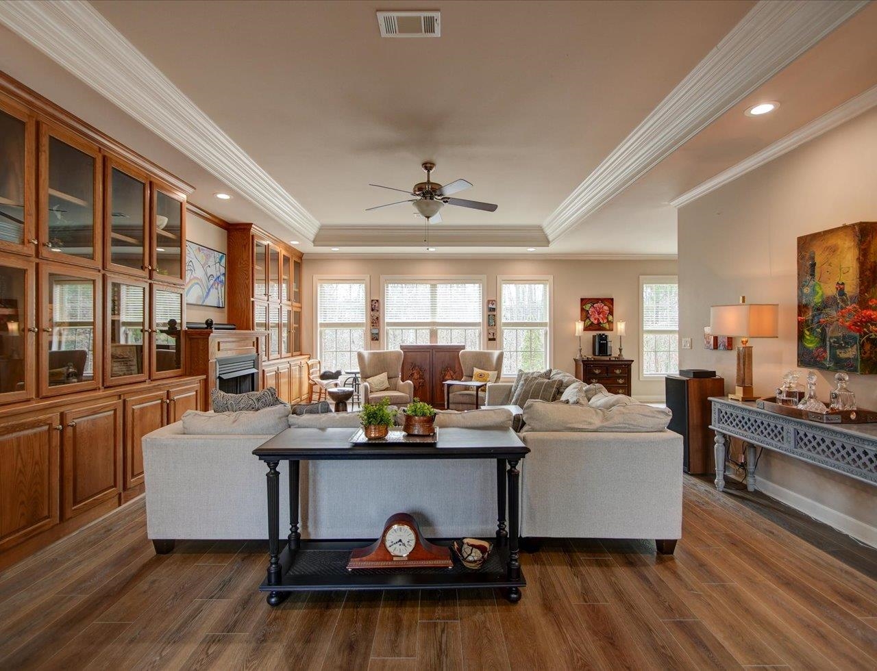 Sergio - Residential