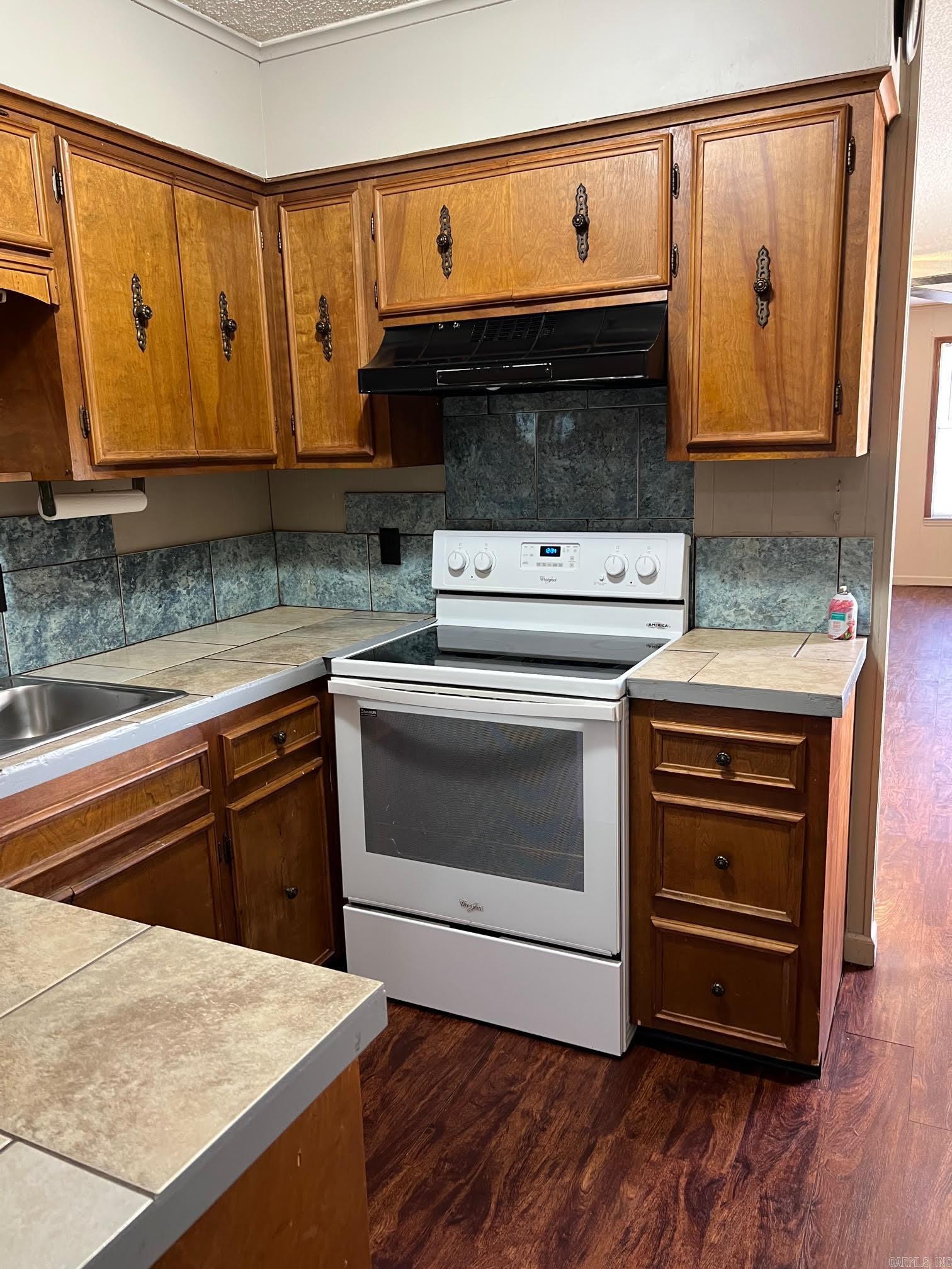 West Markham Street - Residential Lease