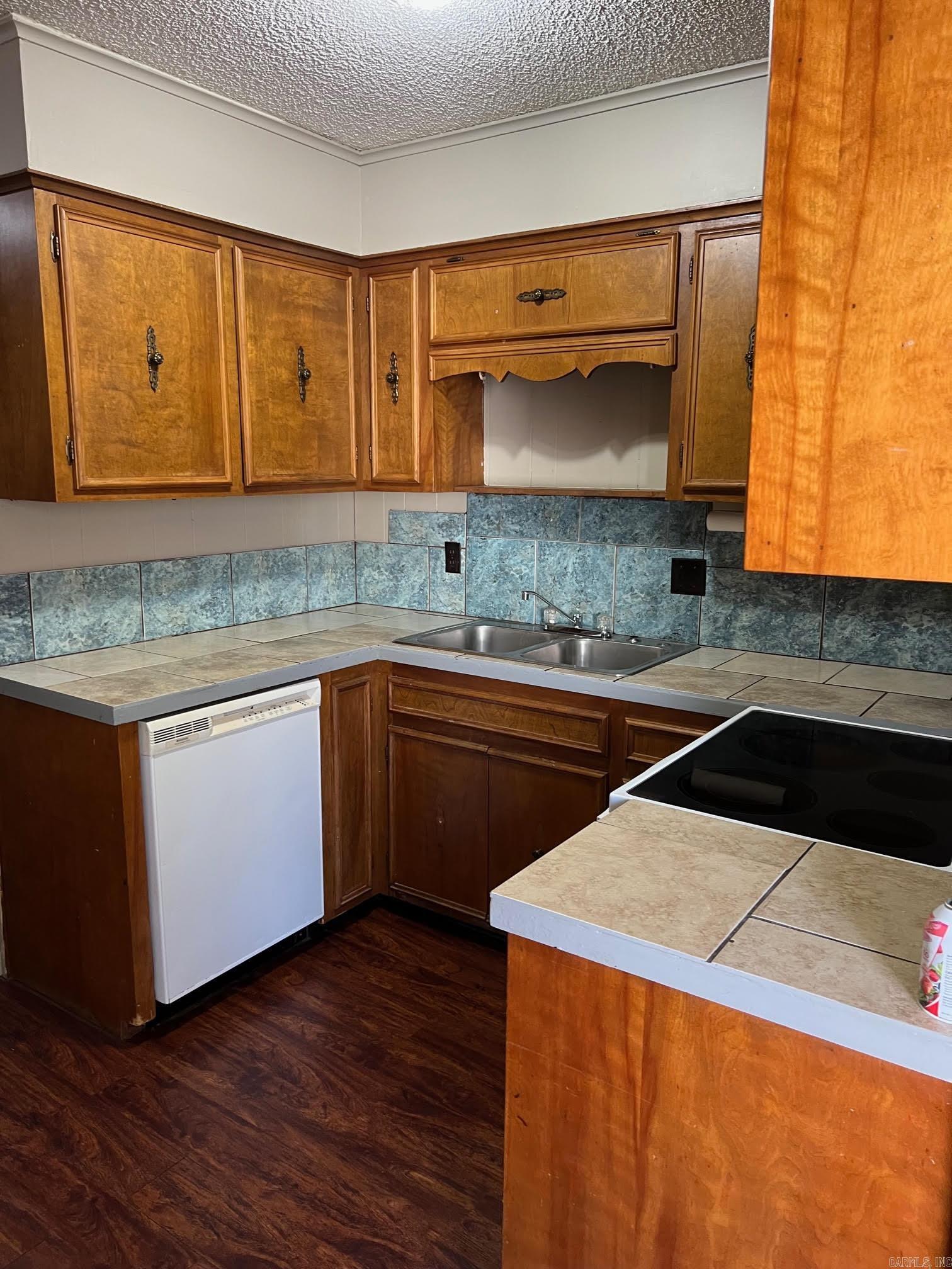 West Markham Street - Residential Lease