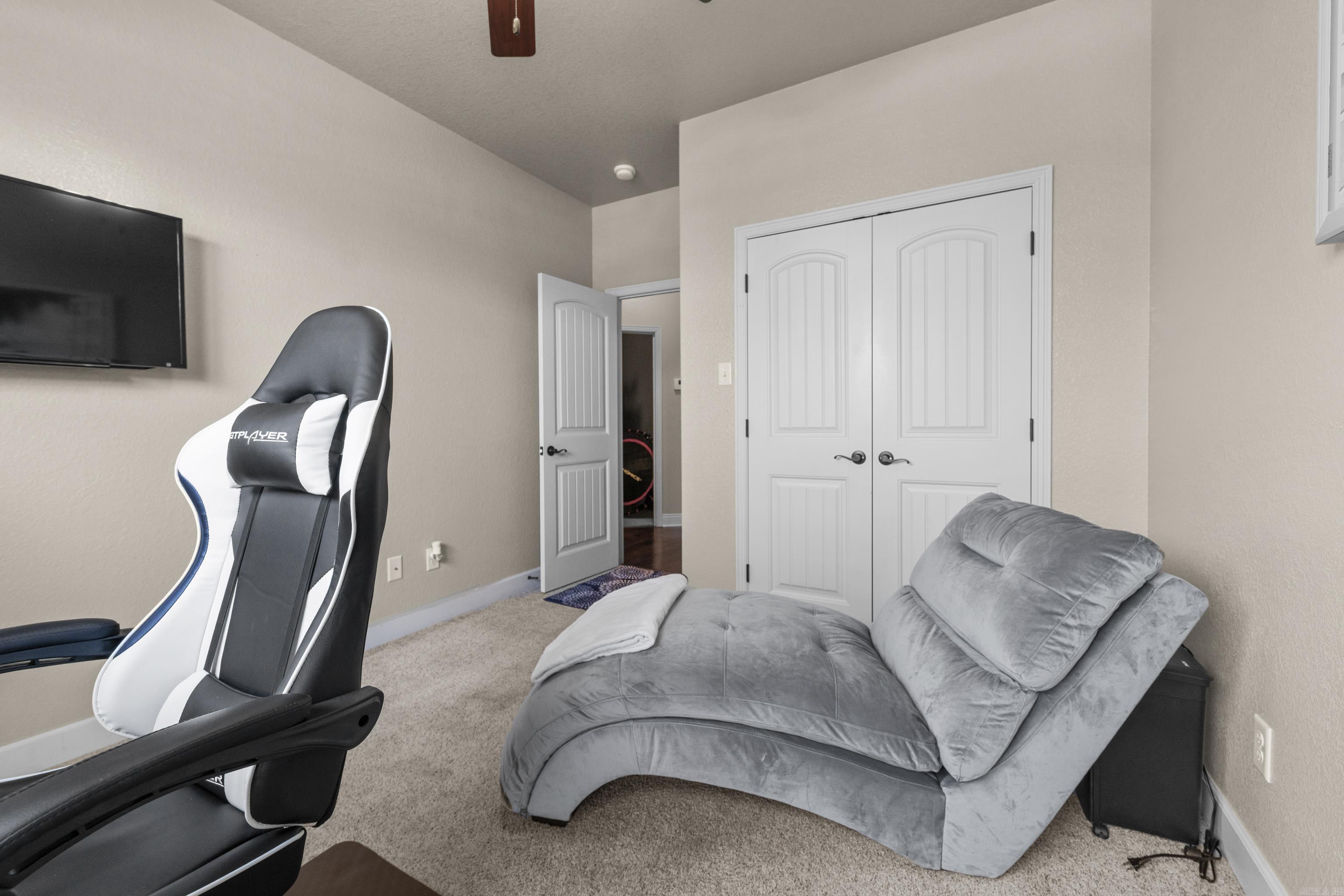 BASE MEADOWS ADDN - Residential