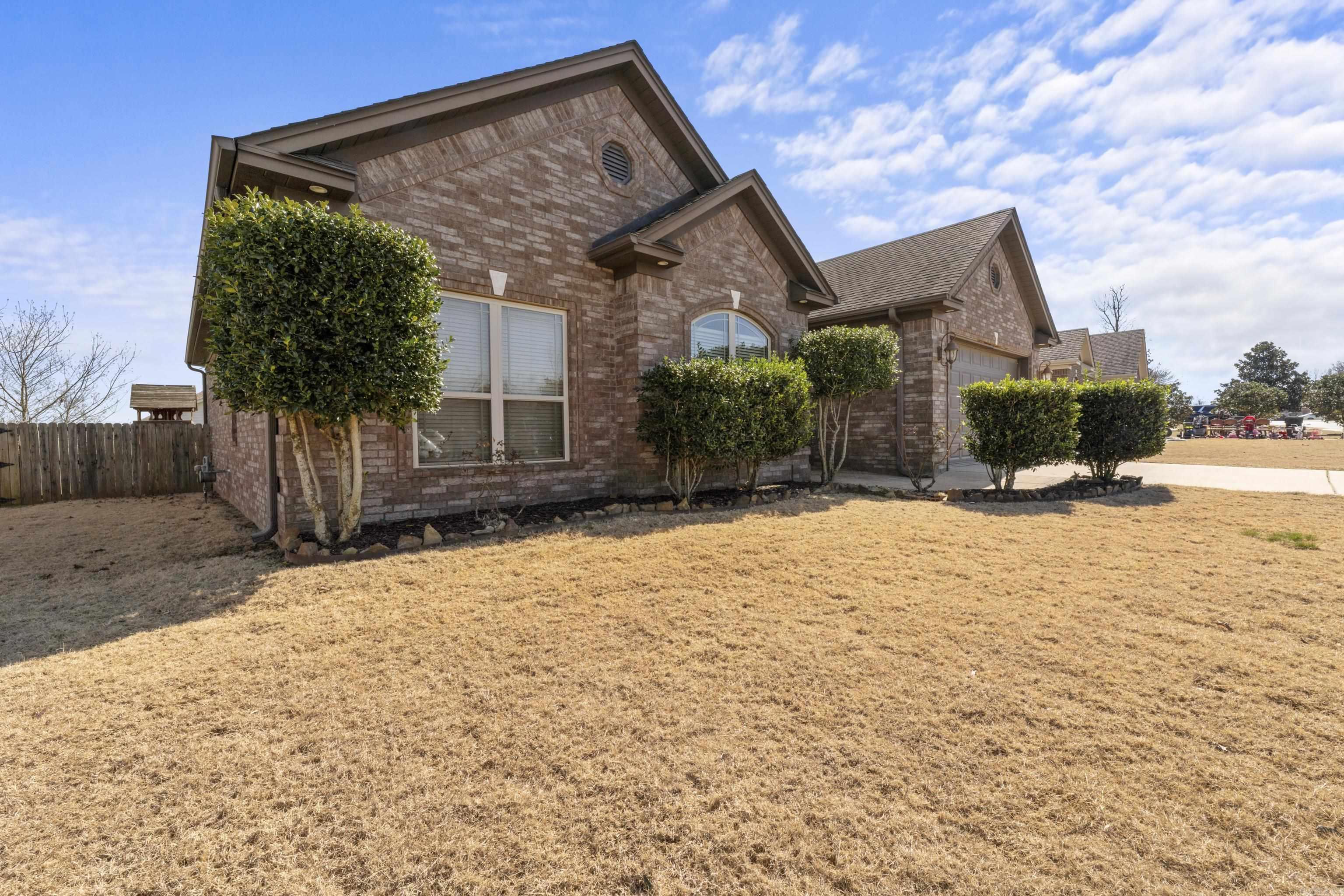 BASE MEADOWS ADDN - Residential