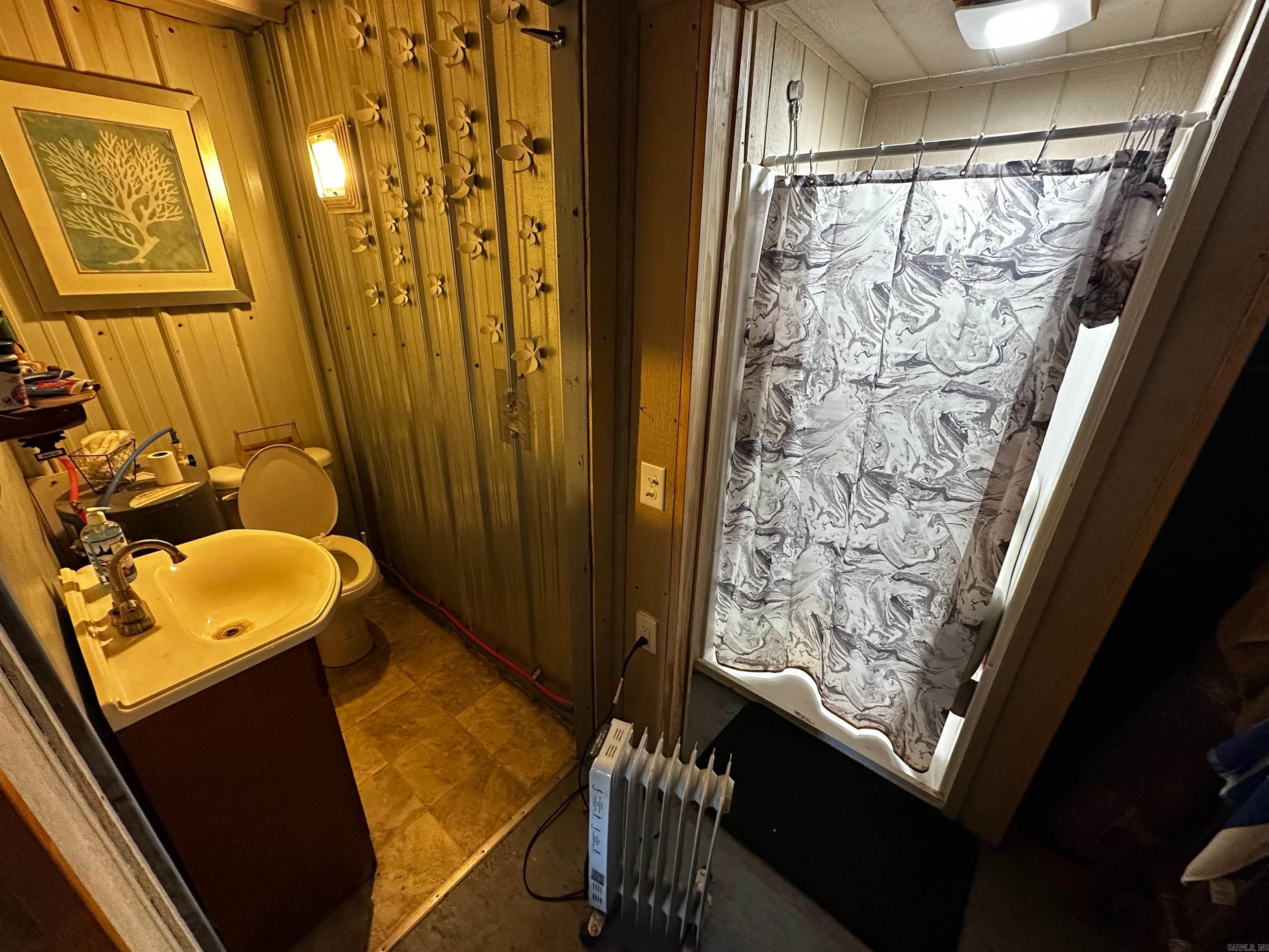 ORIGINAL TOWN - GUION - Residential