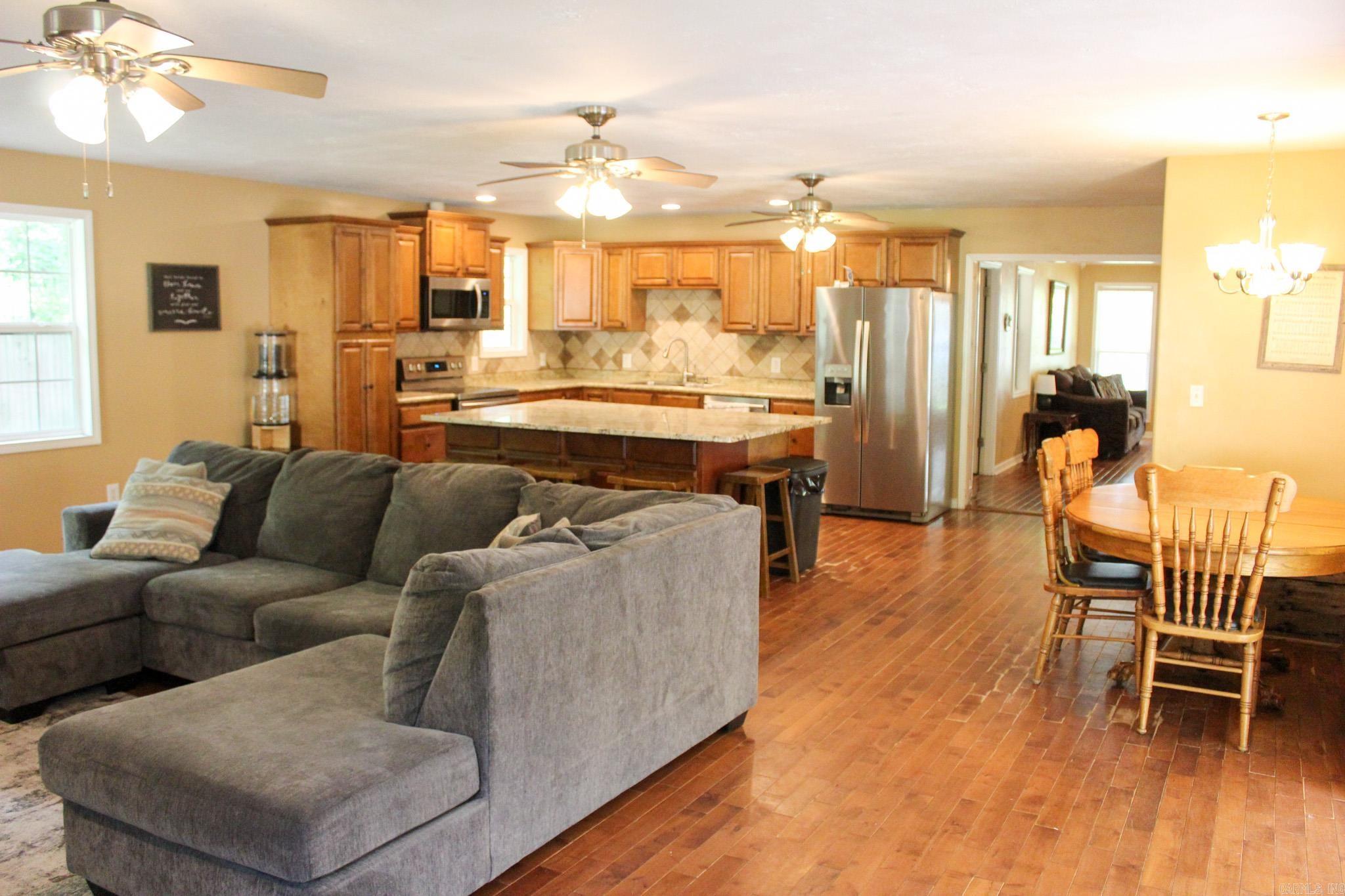 PAUL'S SUBD - Residential