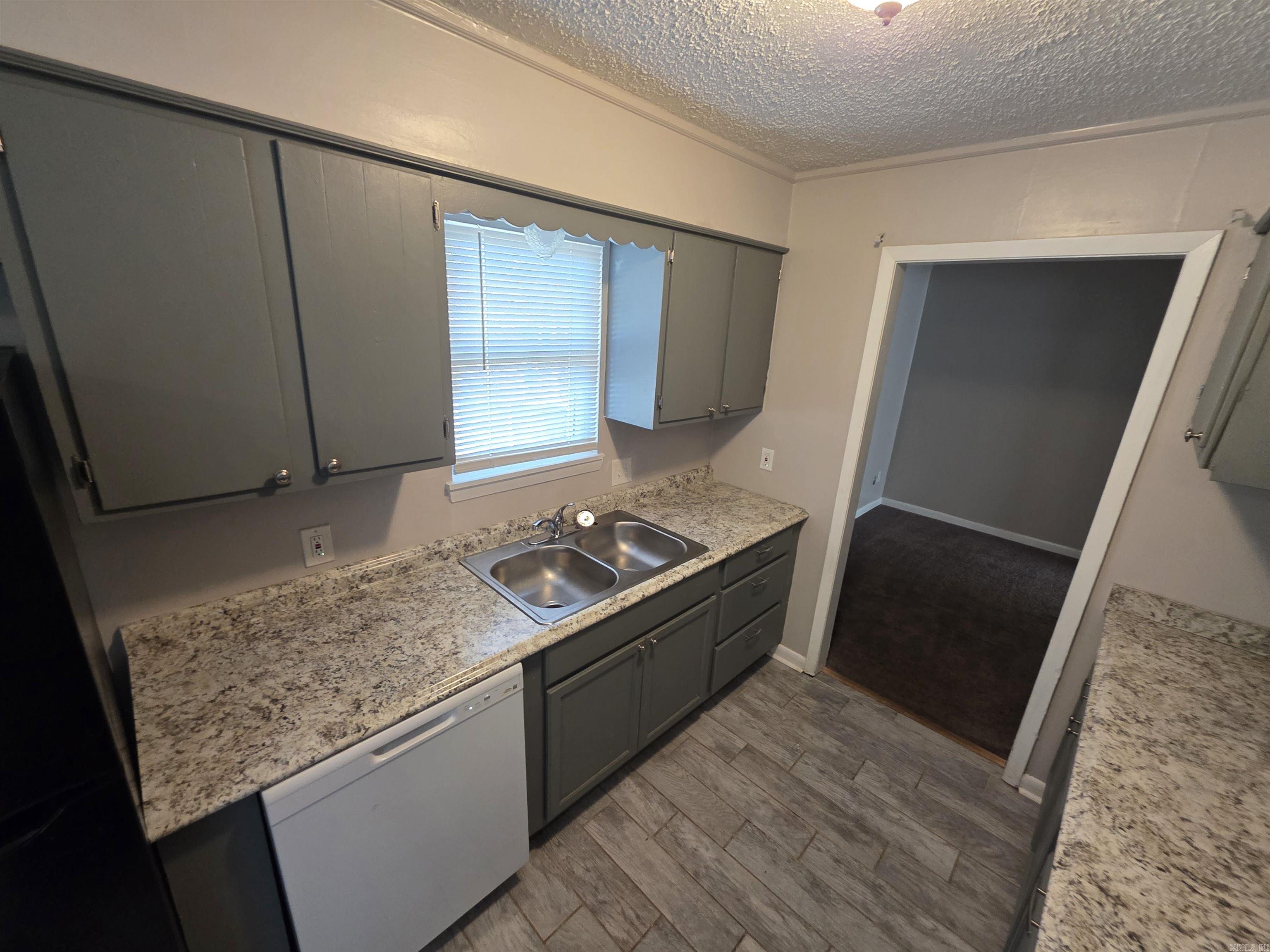 Brookwood - Residential Lease