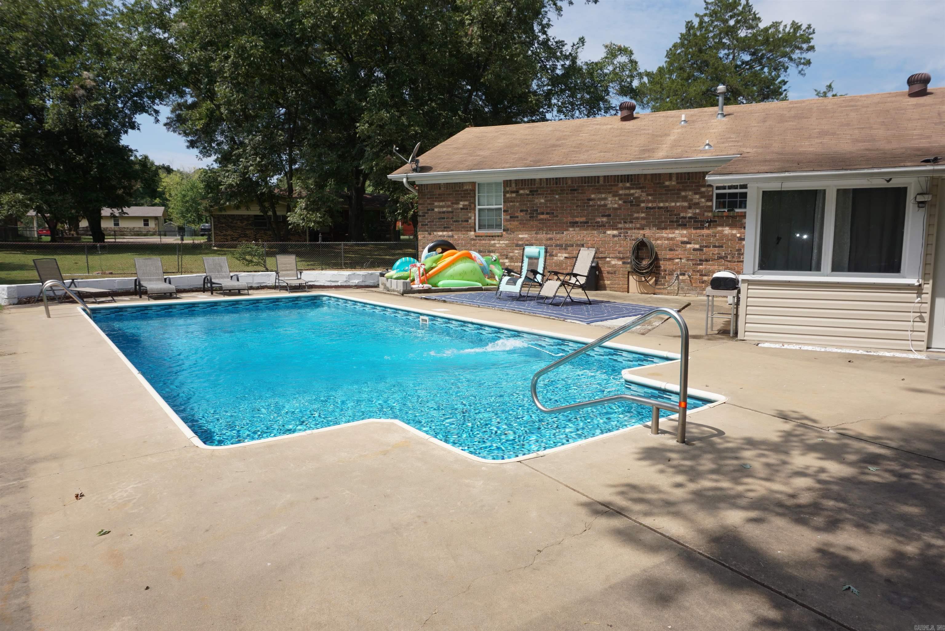 MCCULLOCH ADD - Residential