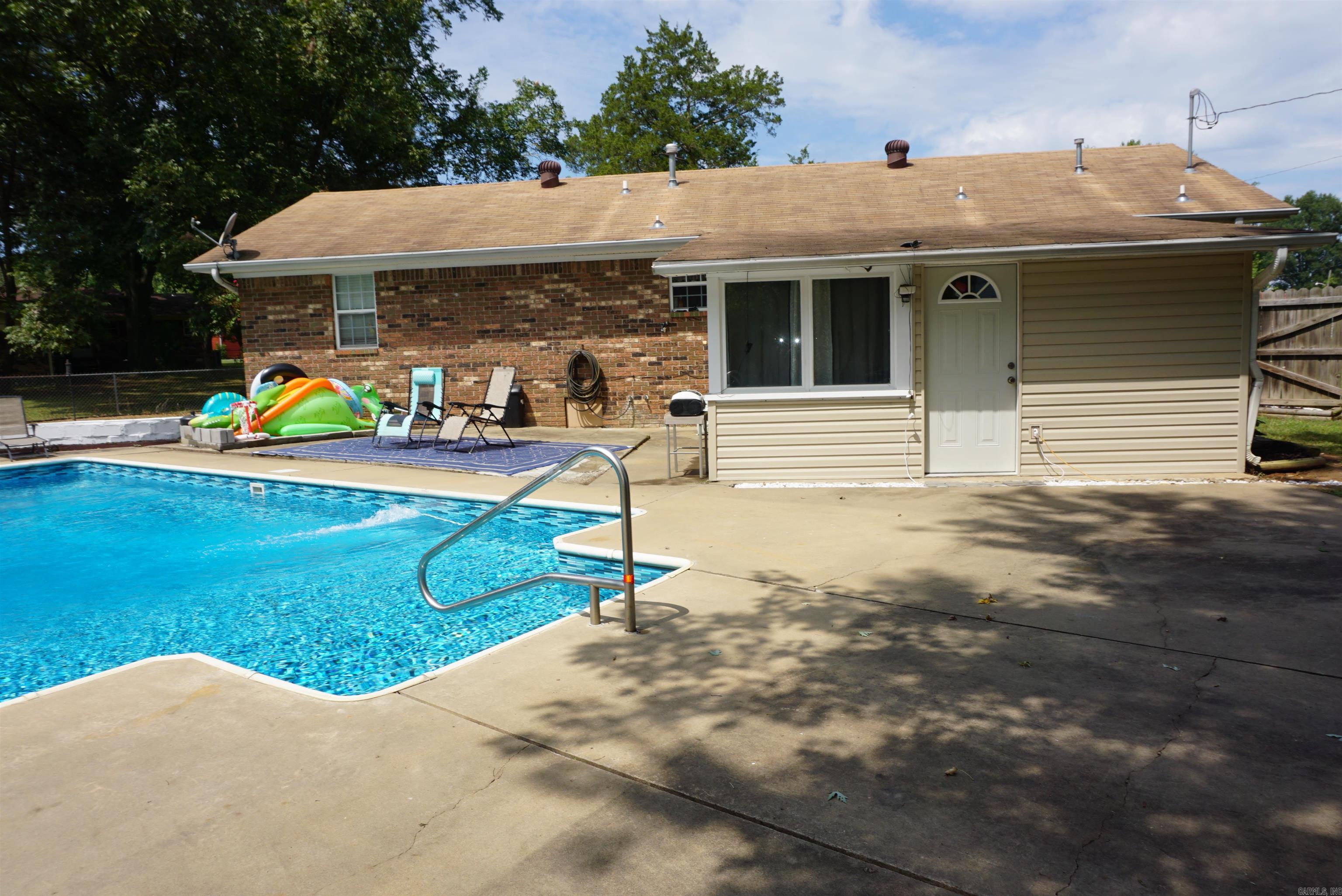 MCCULLOCH ADD - Residential