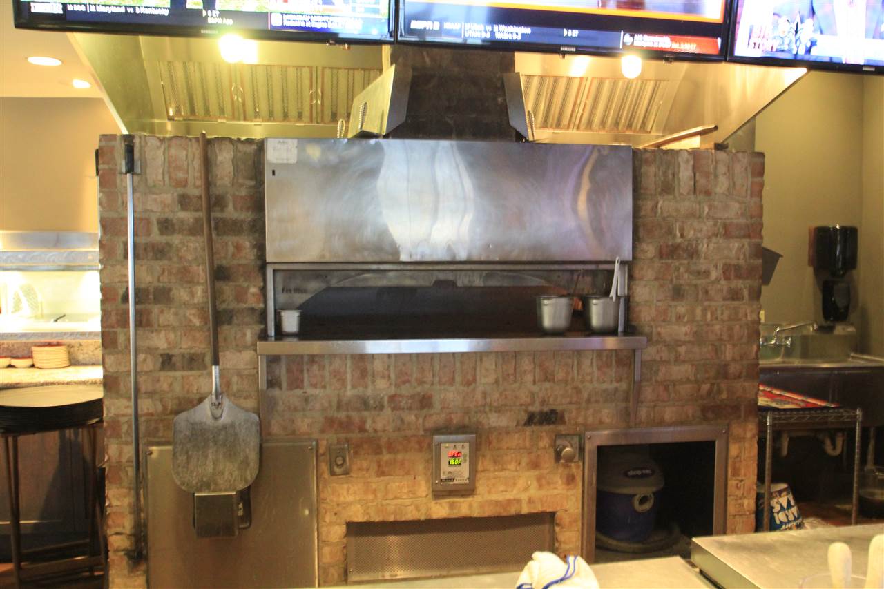 VICORP REPLAT OF VILLAGE INN R - Commercial Sale