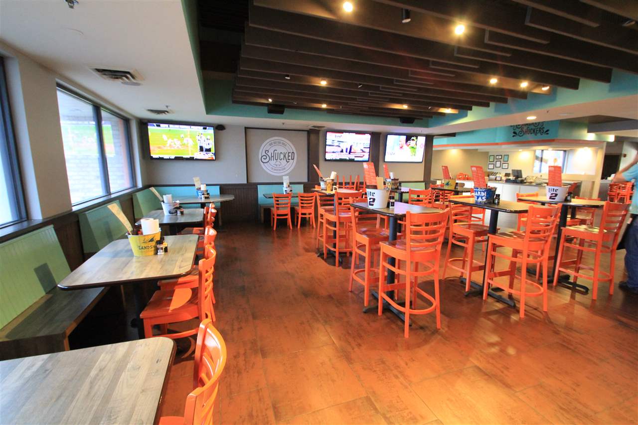 VICORP REPLAT OF VILLAGE INN R - Commercial Sale