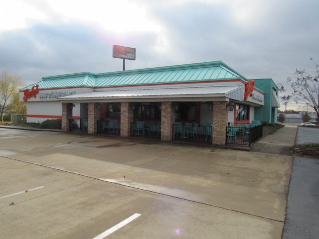 VICORP REPLAT OF VILLAGE INN R - Commercial Sale
