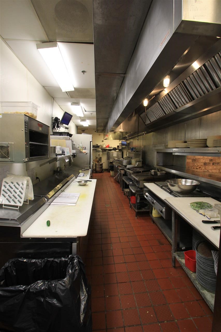 VICORP REPLAT OF VILLAGE INN R - Commercial Sale