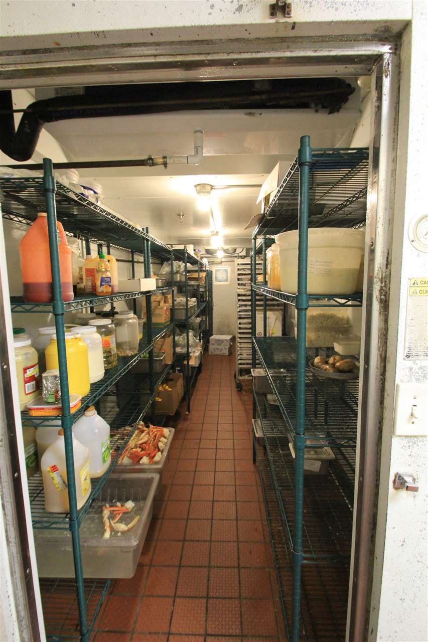 VICORP REPLAT OF VILLAGE INN R - Commercial Sale