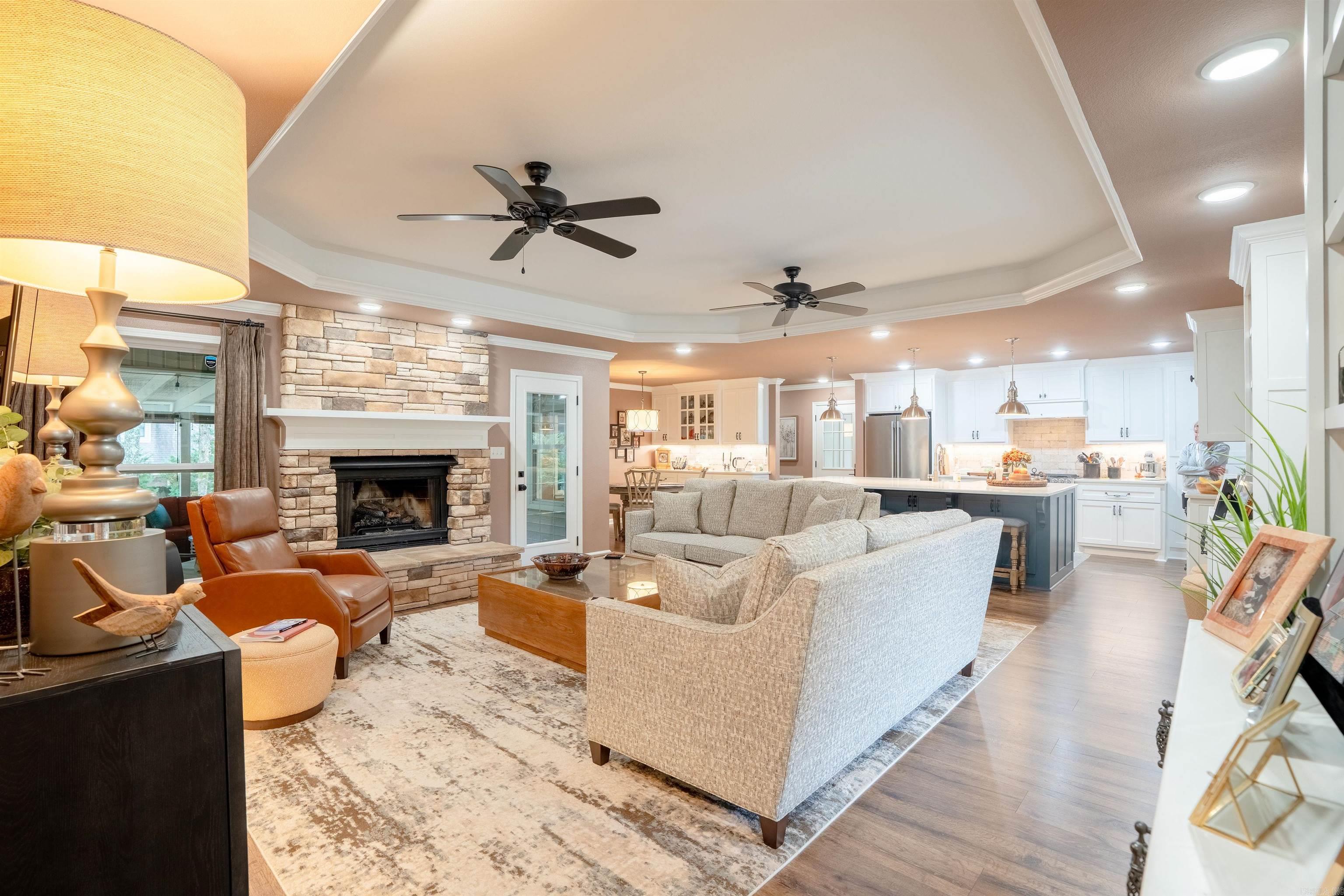 COUNTRY CLUB EAST ADD (SEARCY) - Residential