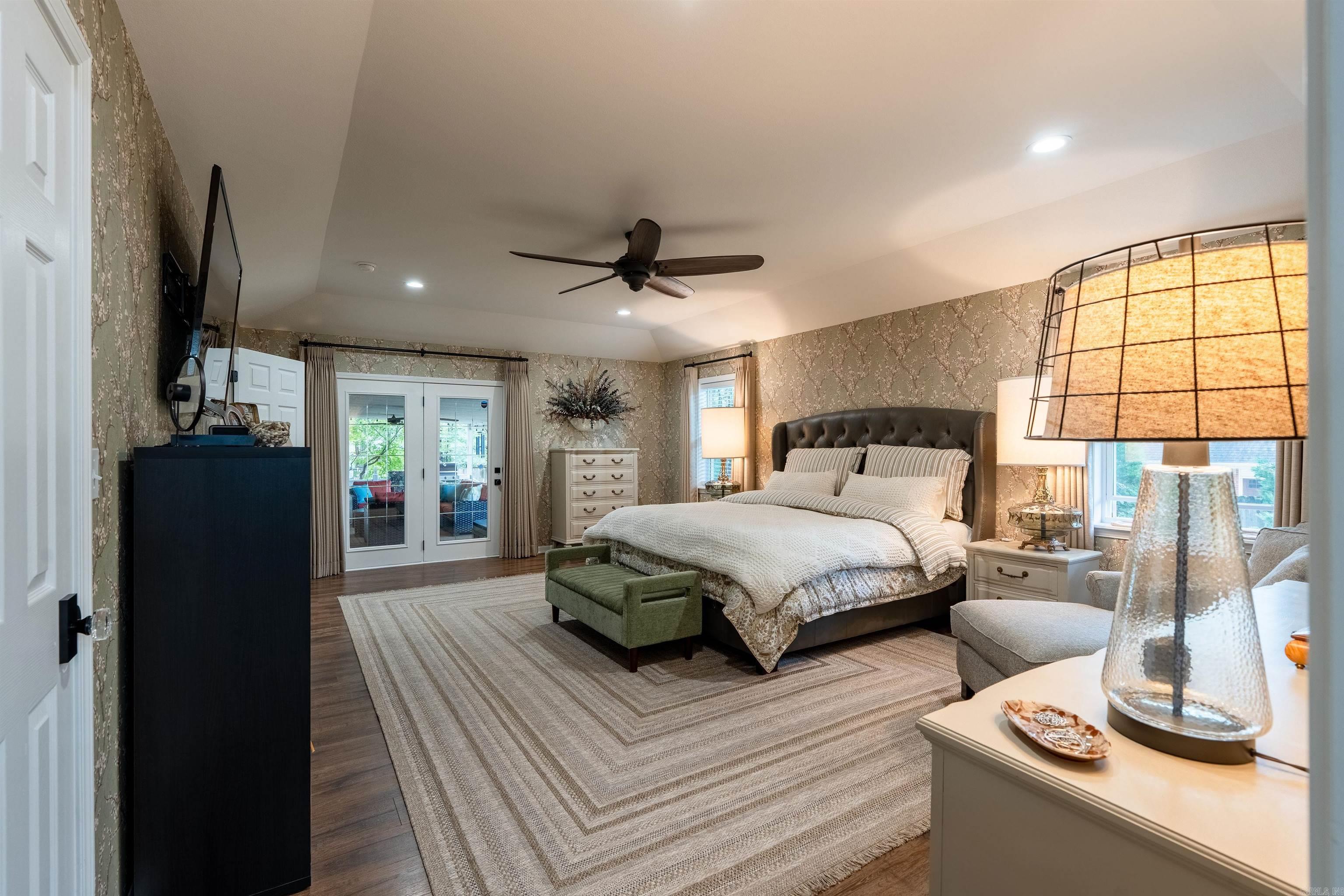 COUNTRY CLUB EAST ADD (SEARCY) - Residential