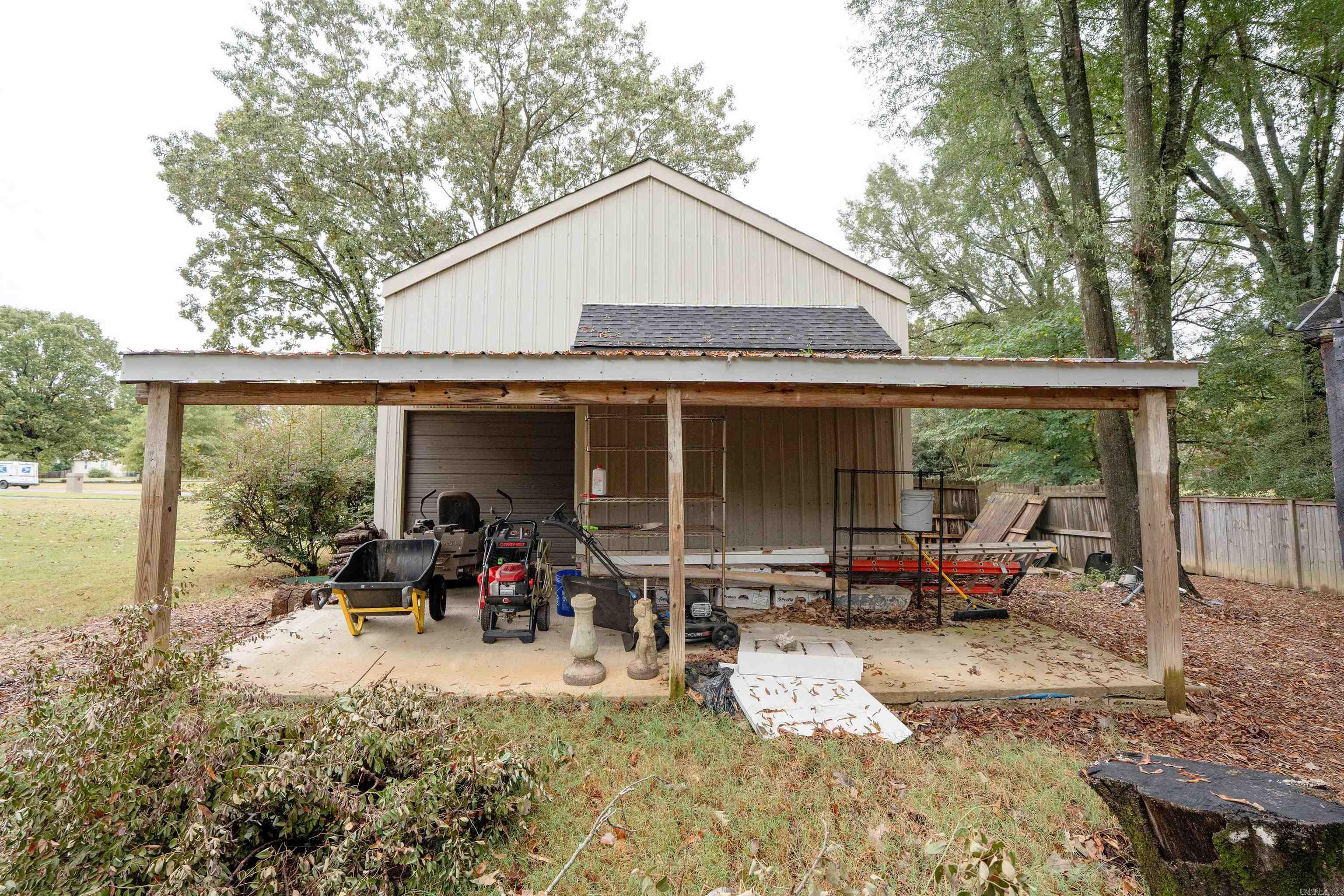 COUNTRY CLUB EAST ADD (SEARCY) - Residential