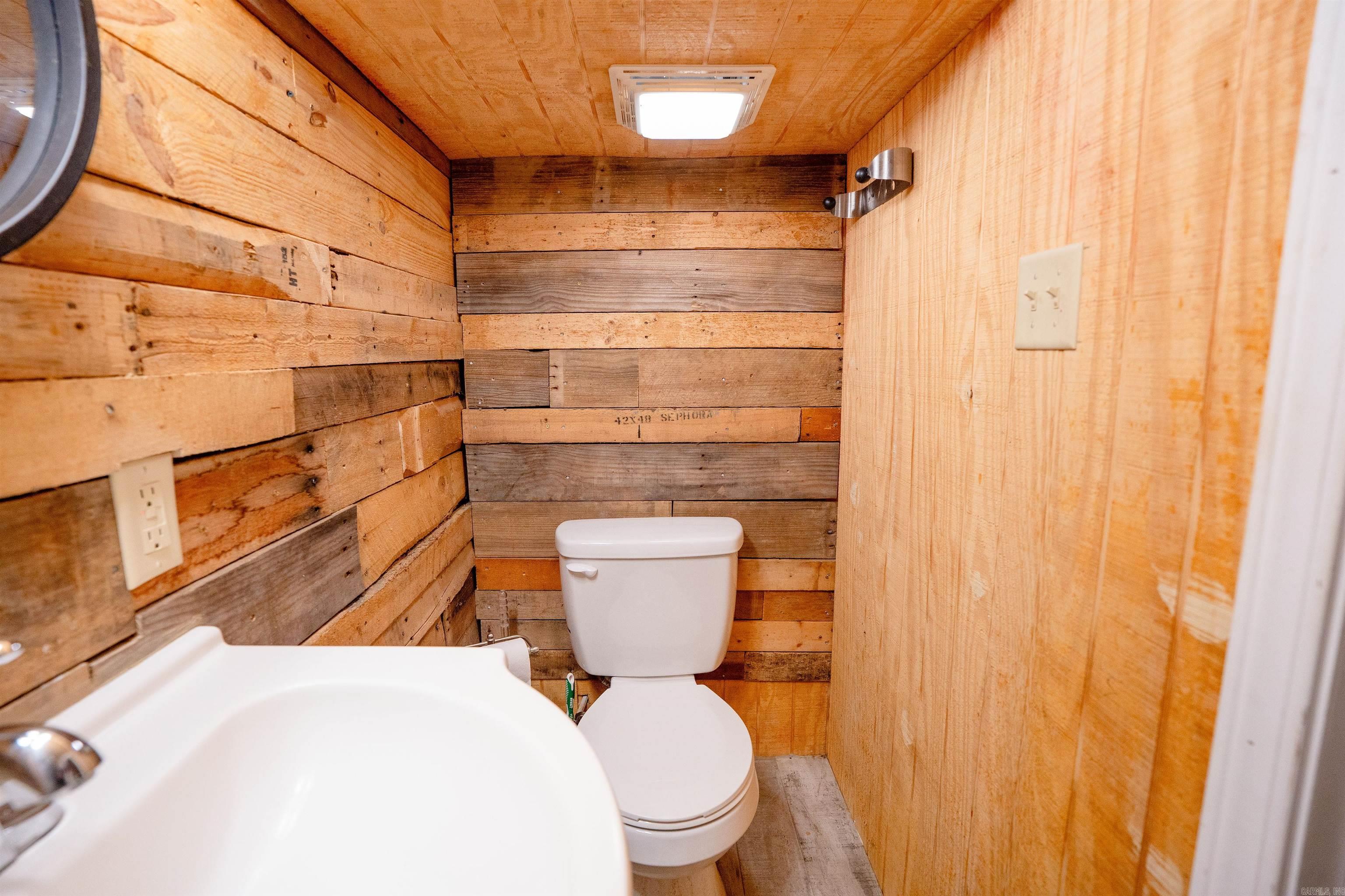 COUNTRY CLUB EAST ADD (SEARCY) - Residential