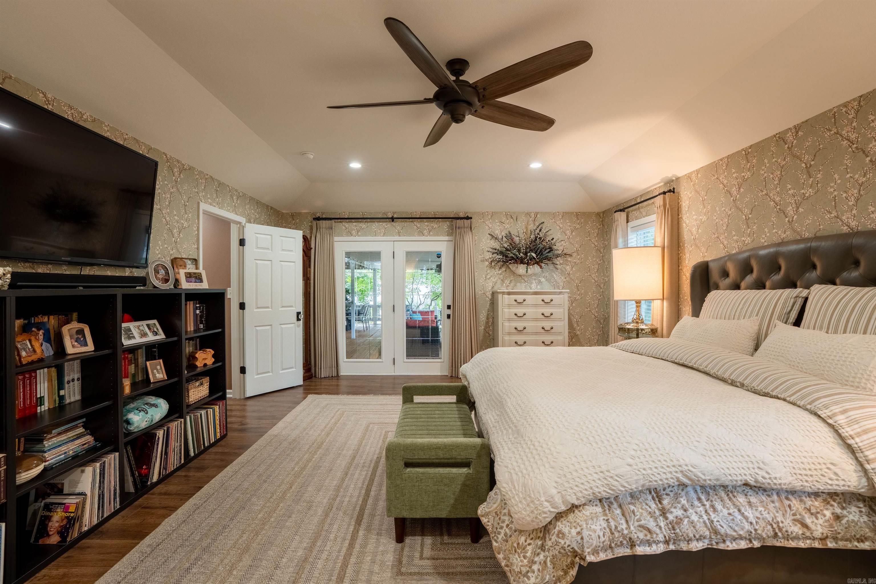 COUNTRY CLUB EAST ADD (SEARCY) - Residential