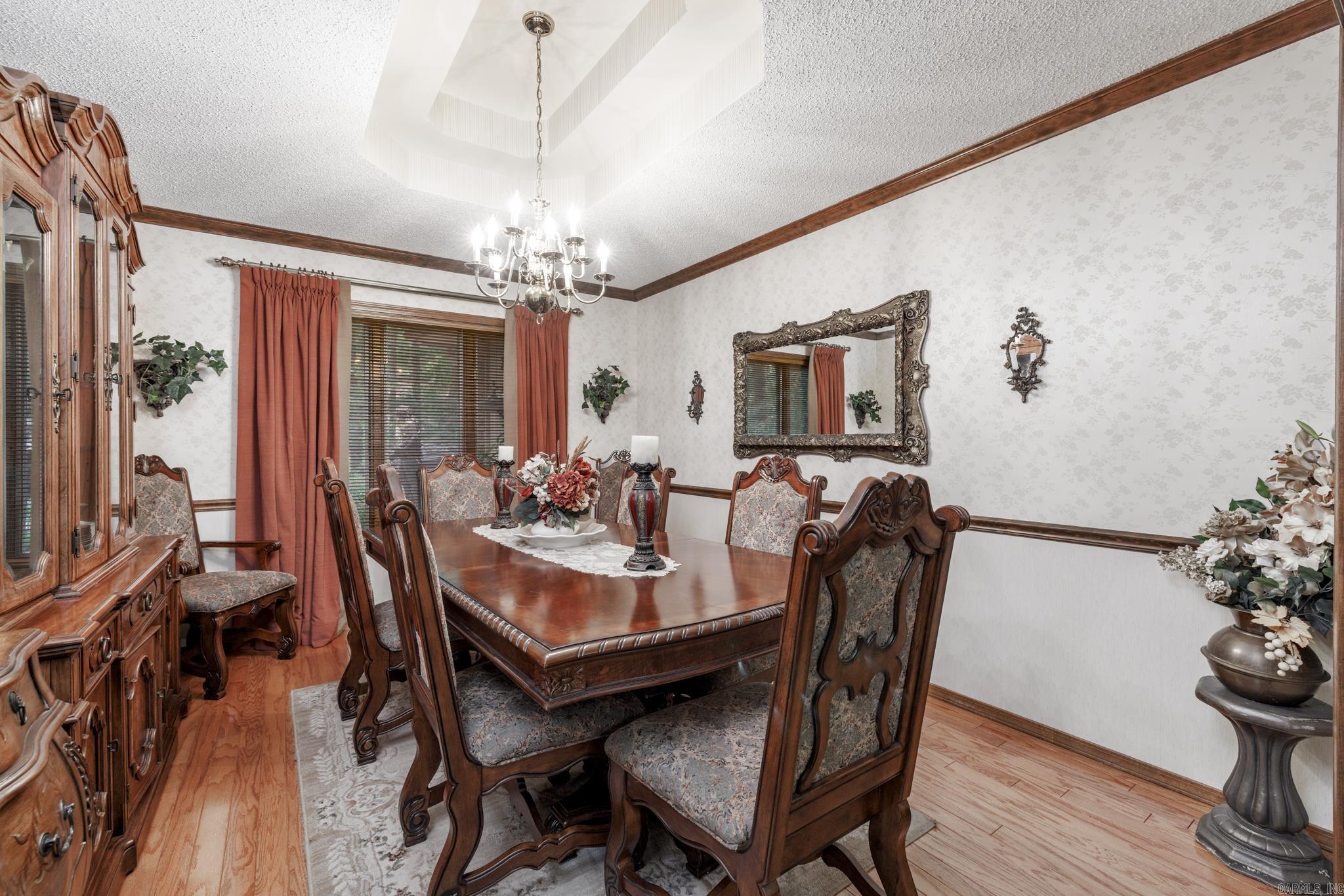Villa Alegre Courts - Residential