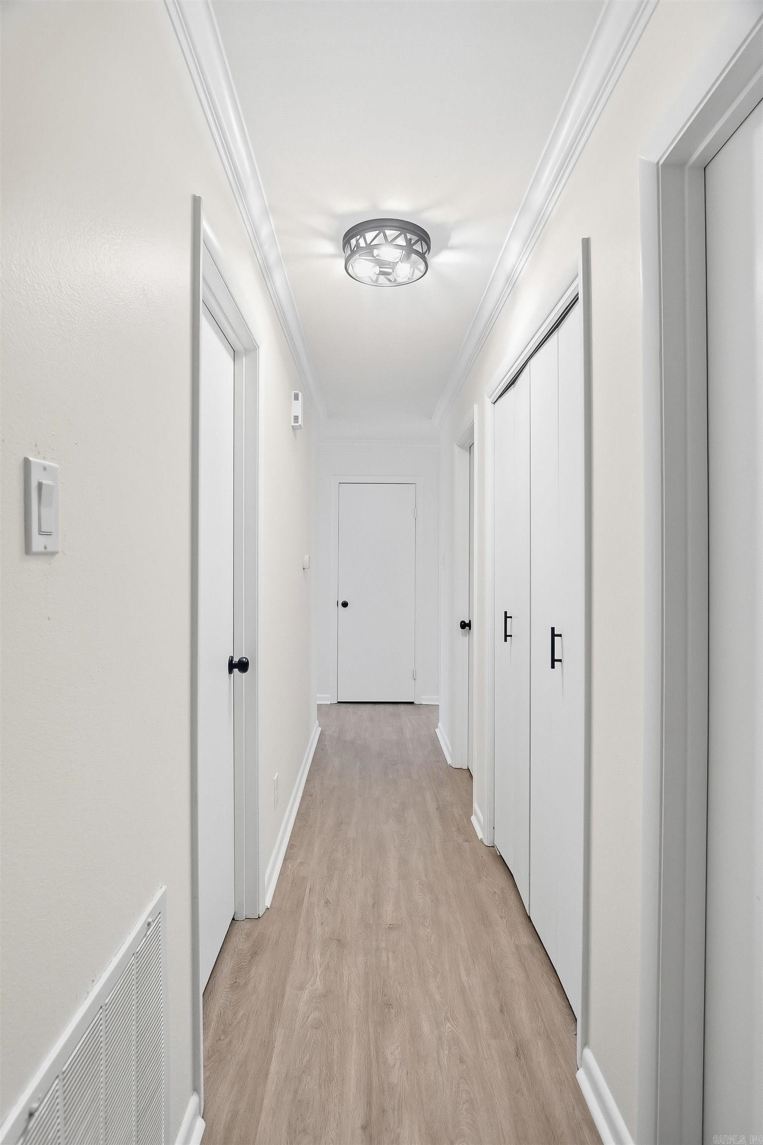 INDIAN HILLS - Residential