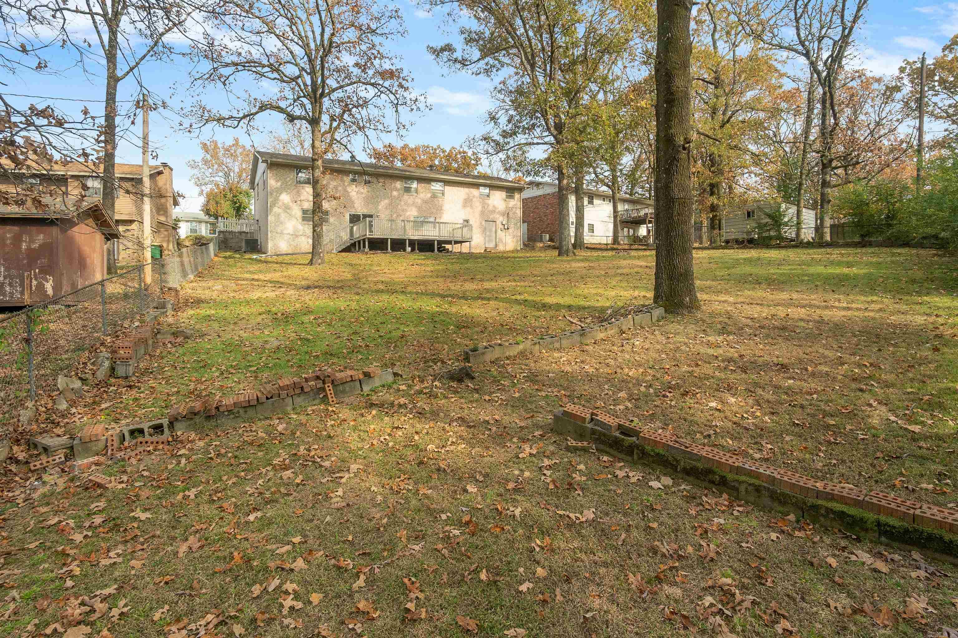 INDIAN HILLS - Residential