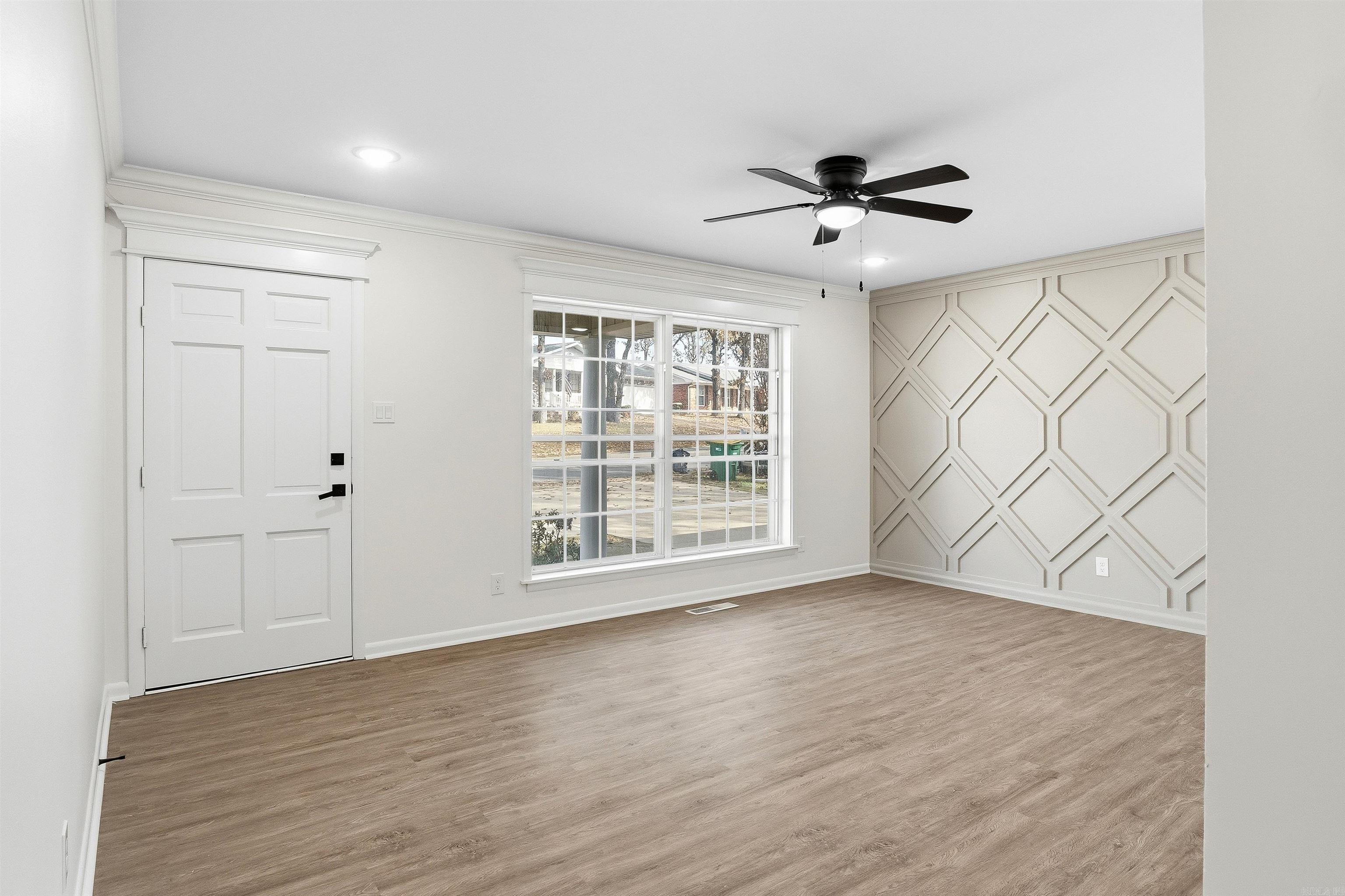 INDIAN HILLS - Residential