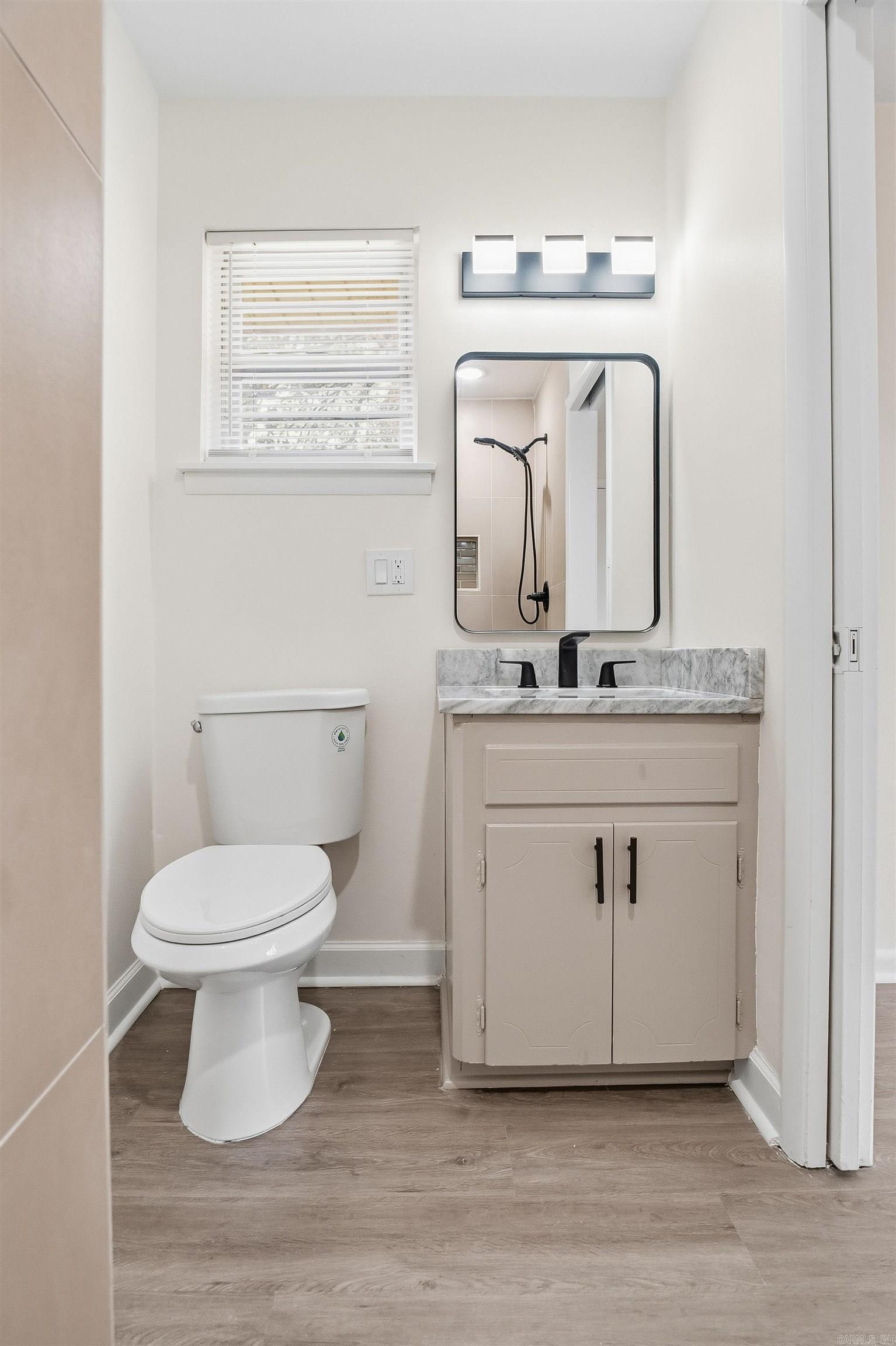 INDIAN HILLS - Residential