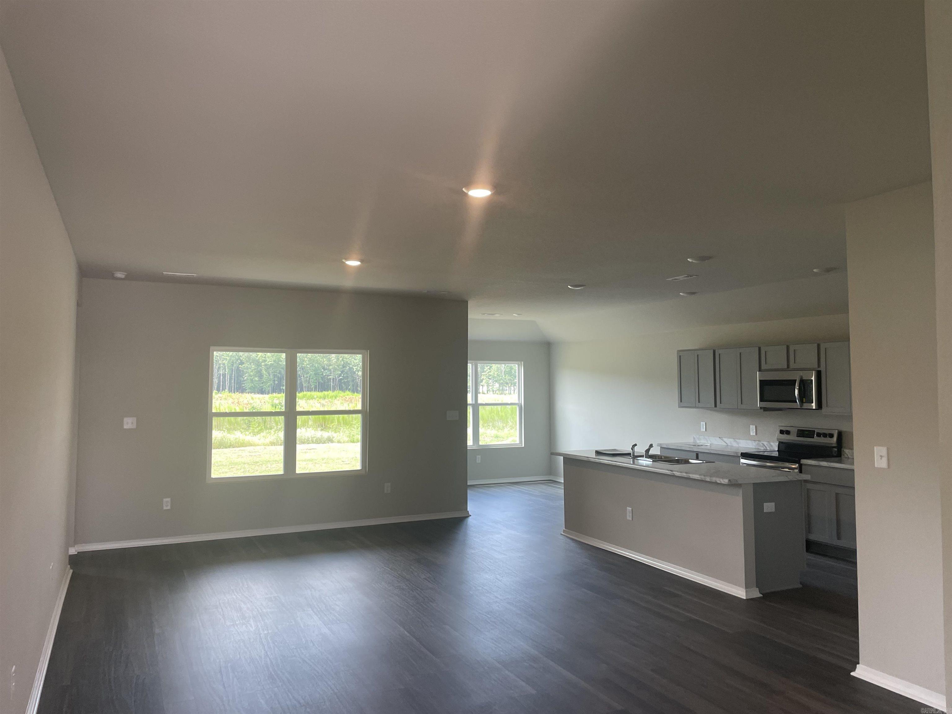 CYPRESS BEND AT WHITE OAK CROSSI - Residential