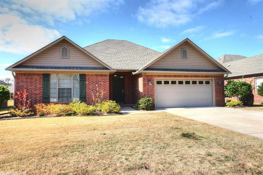You'll Love this one! This home features stained concrete floors, granite kitchen counter tops, crown mouldings and 4 ceiling fans. In the master bath you will find a jetted tub and walk-in shower. The master bedroom has plenty of storage with a large walk-in closet with built-ins! The backyard is beautiful with extra shade trees!