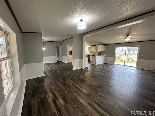 COTTON ESTATES - Residential