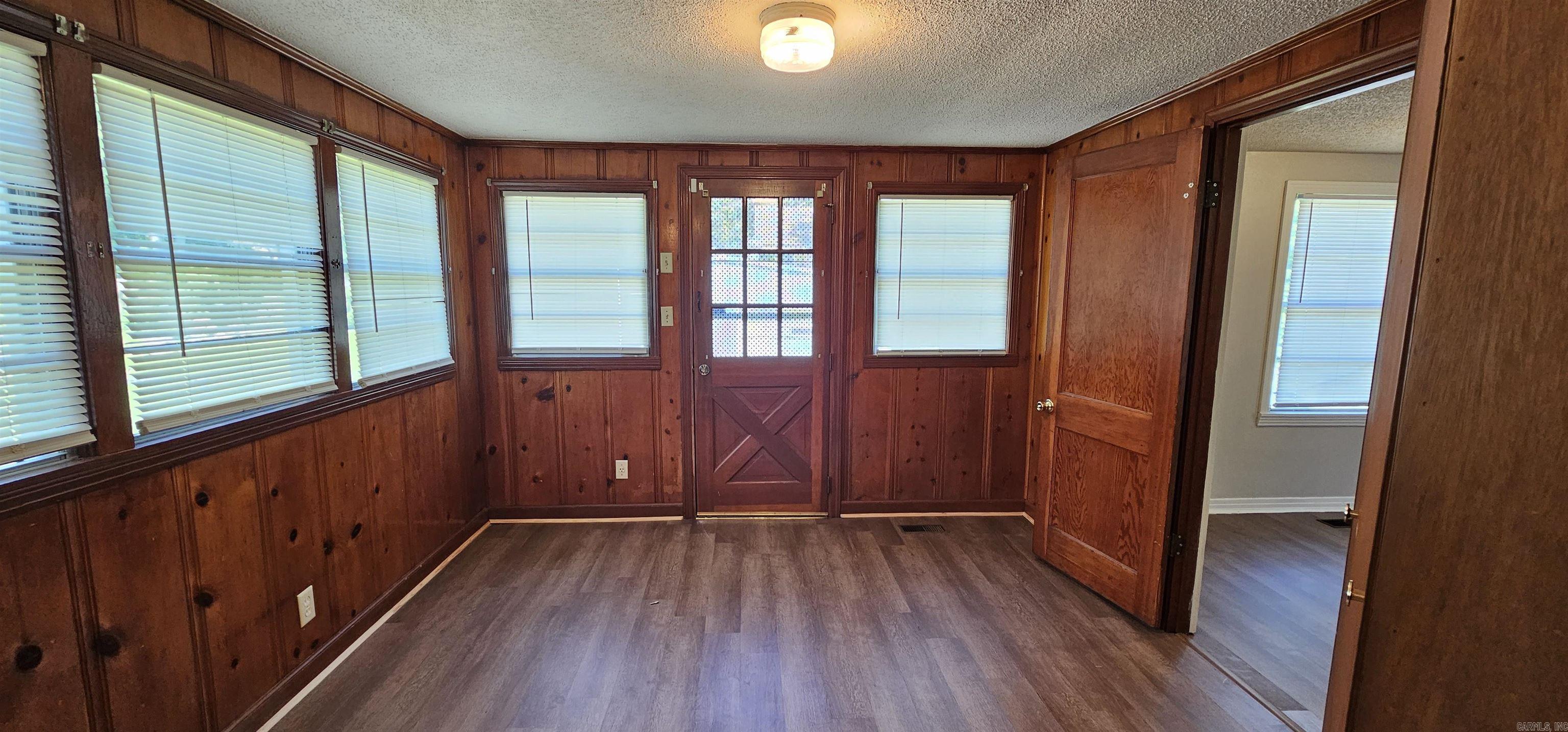 WALTHOUR & FLAKE ADDN - Residential